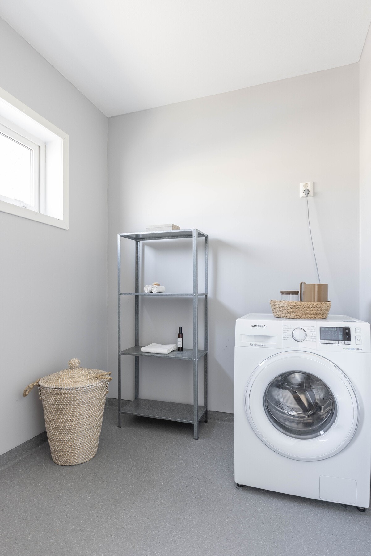 Det gjør at du kan gjemme unna den daglige klesvasken fra badet, som kommer godt med om man f.eks. har gjester på besøk Galleribilde