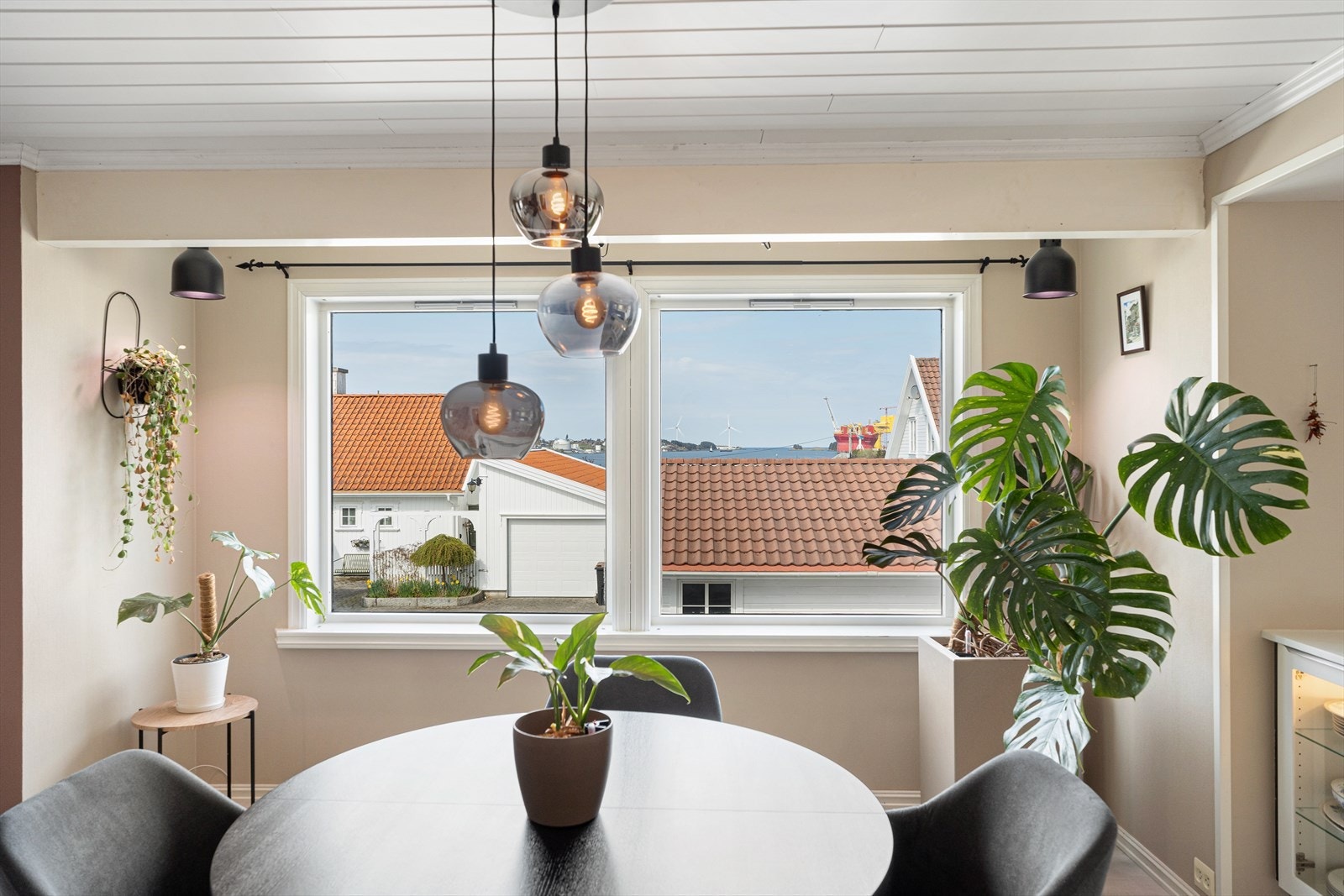 Utsikt fra spisestuen Galleribilde