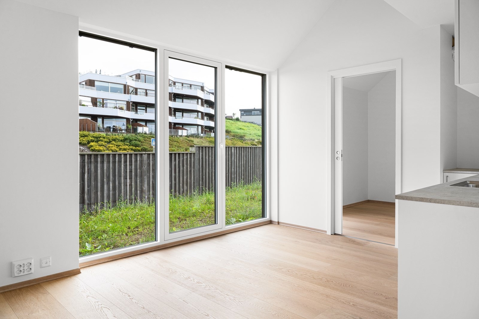 Kjøkken/stue hybel. Galleribilde