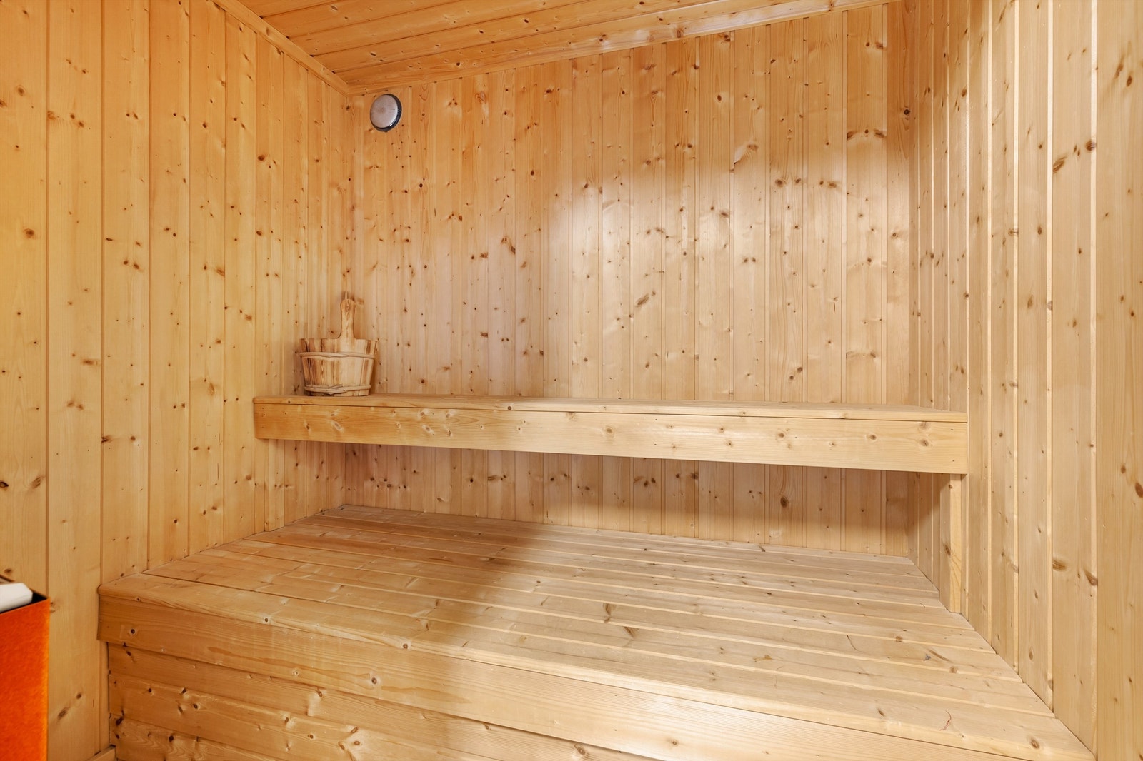 Badstue i 1. etasje. Galleribilde