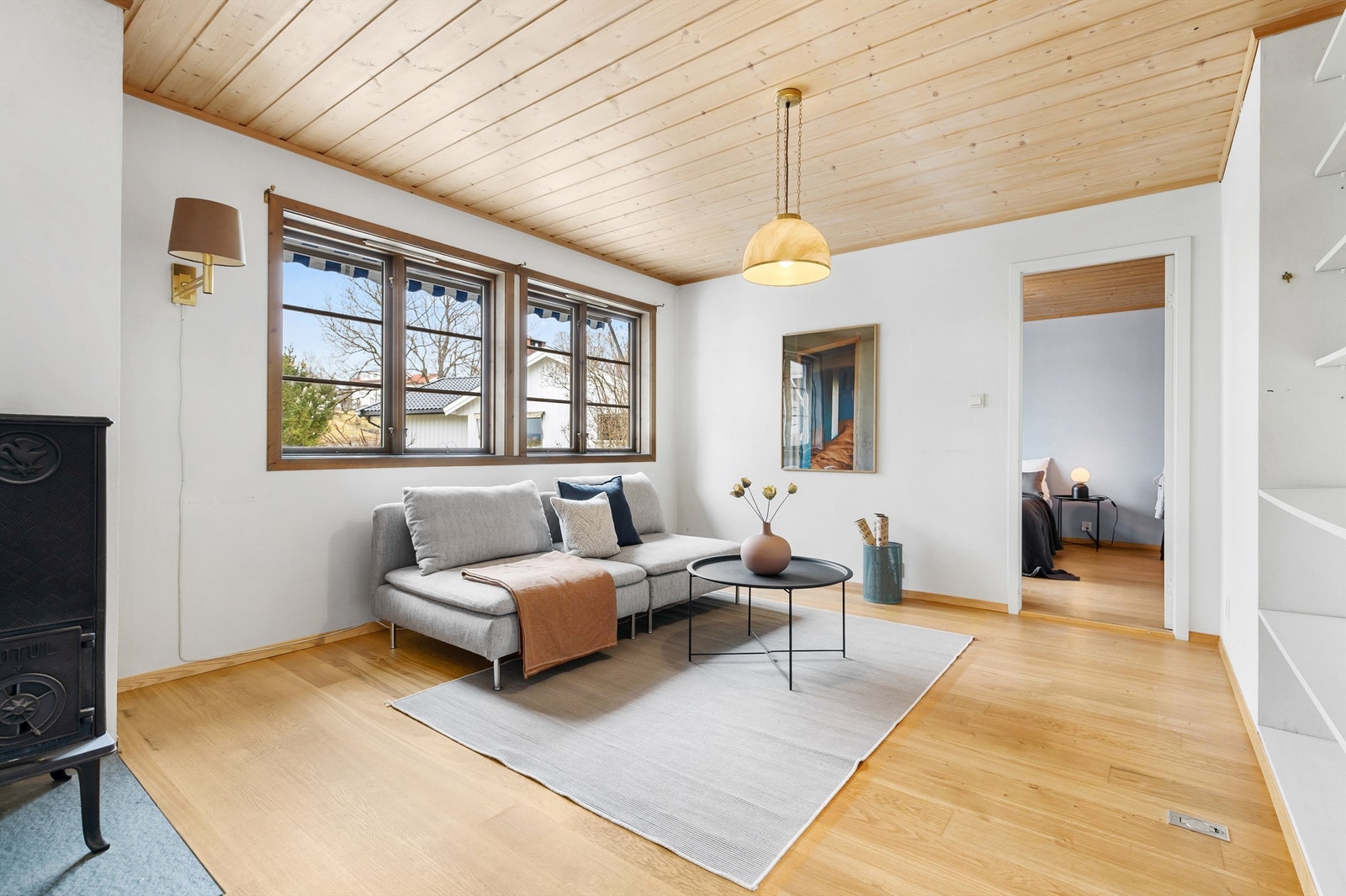 Kontor, bibliotek eller ekstra stue i 1. etasje. Galleribilde