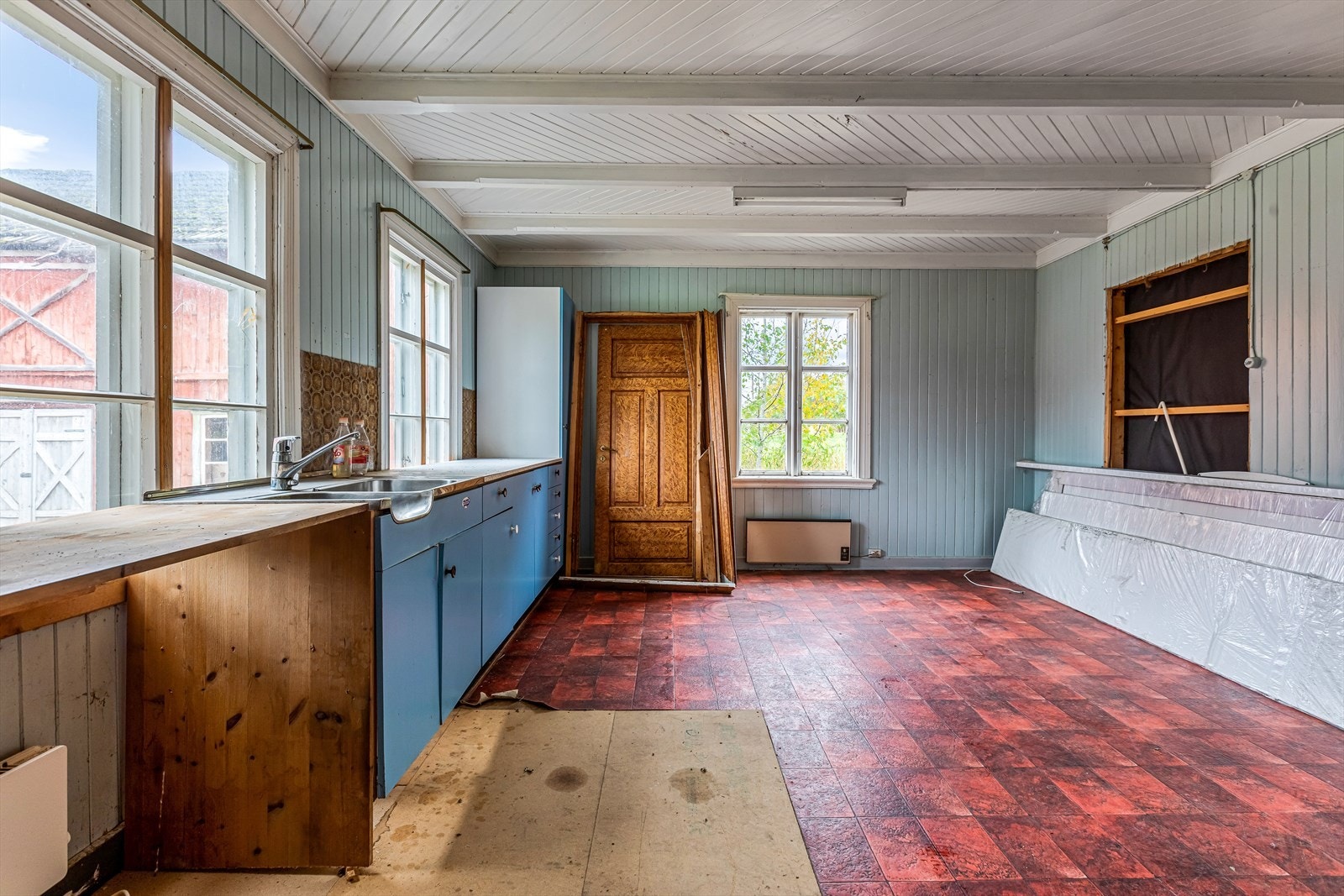 Kjøkkenet er av god størrelse på hele 20 kvm. Galleribilde