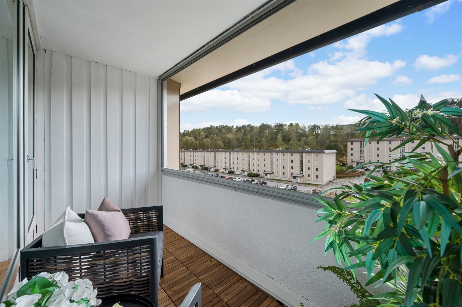 - Nyt sommersolen her fra ca. kl. 10-22 (!) - Galleribilde