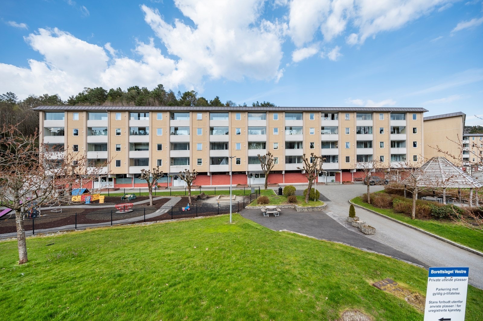 - Leiligheten ligger i Borettslaget Vestre - et populært og veldrevet borettslag - Galleribilde