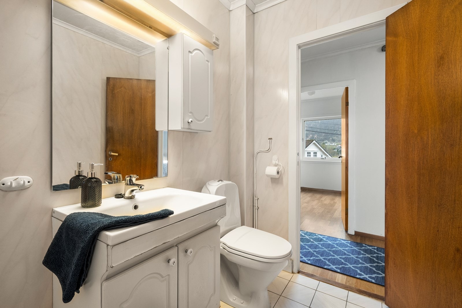 Badet er målt til 3,9m². Galleribilde