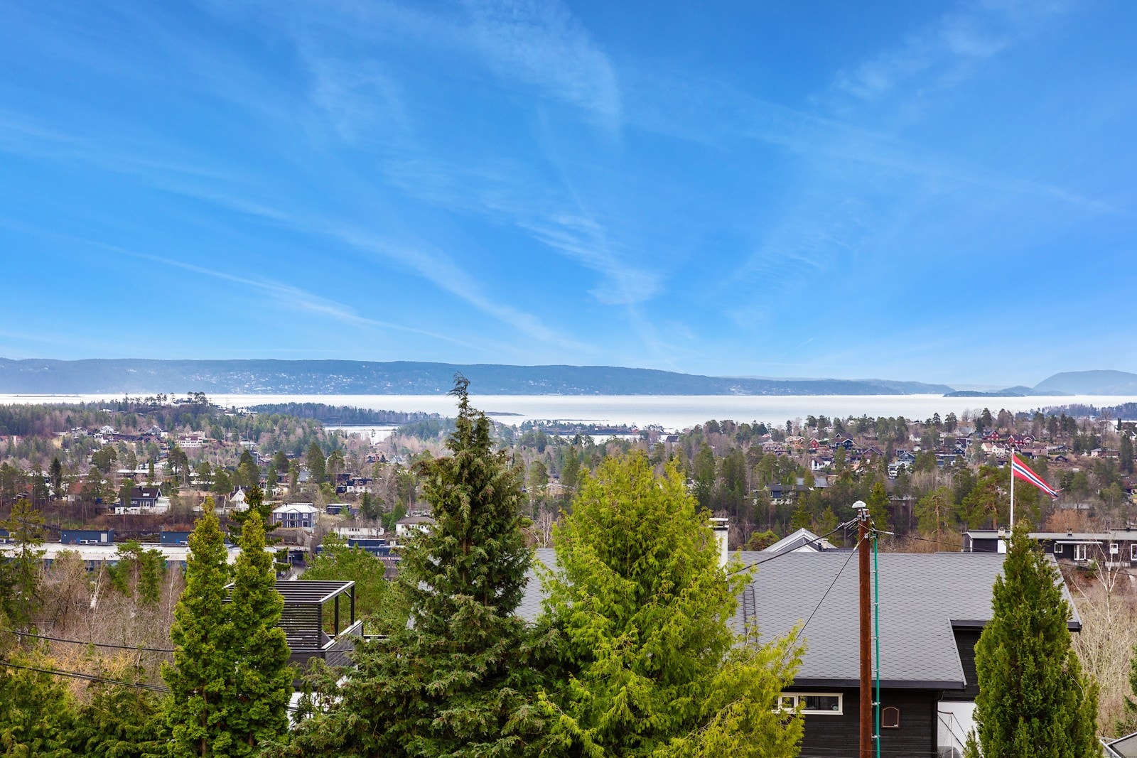 Fra eiendommen ser man ut fjorden og Drøbaksundet Galleribilde