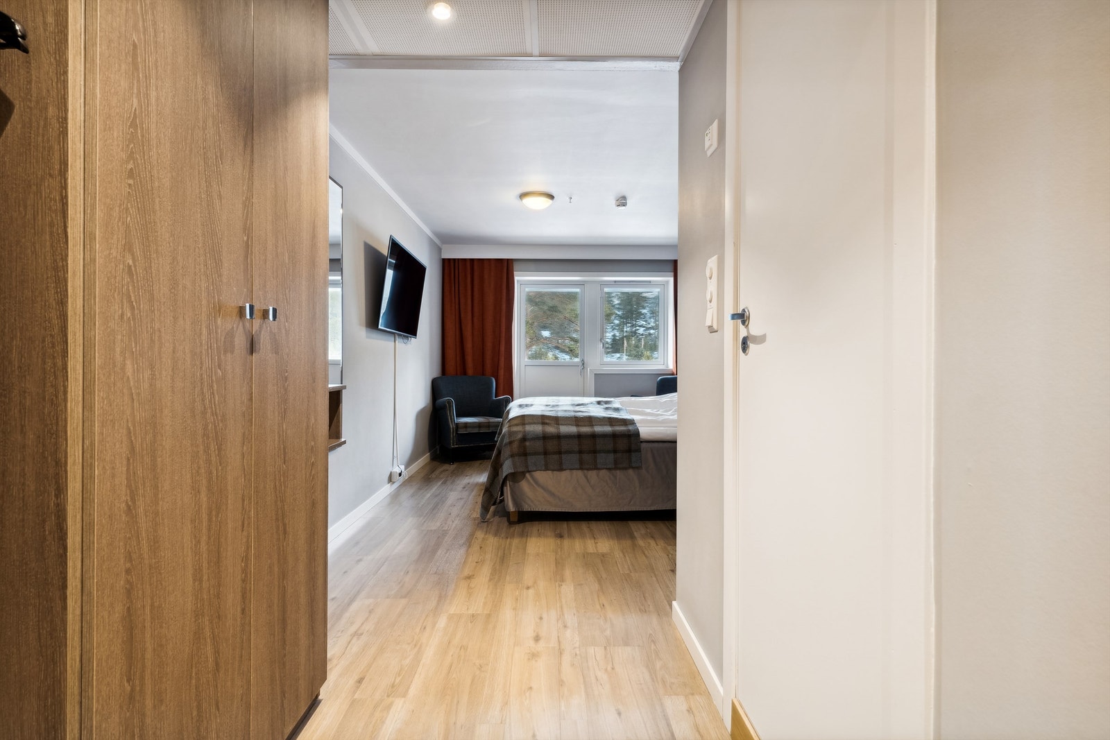 Entré rom 301 Galleribilde