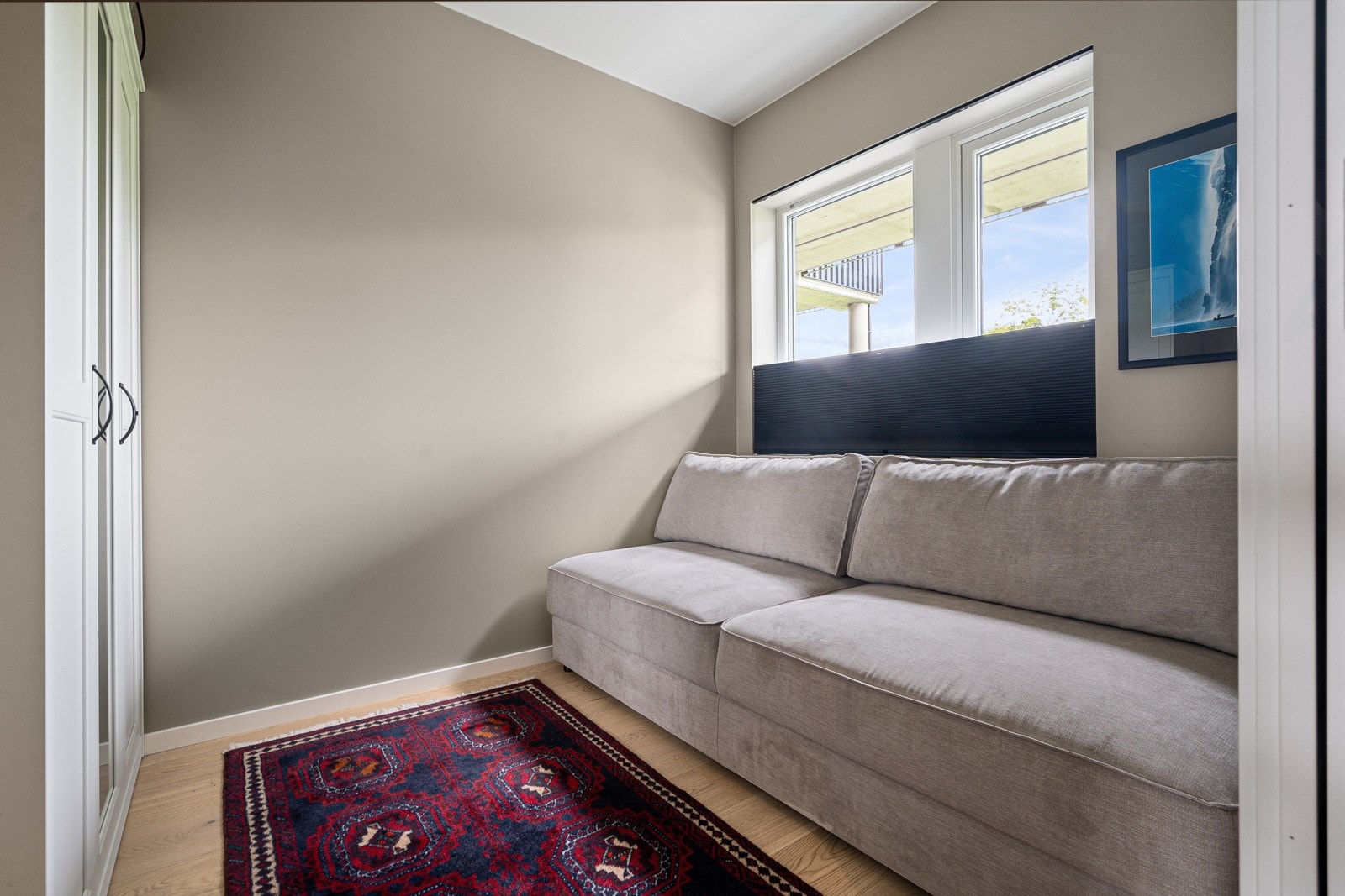 Soverom 2 egner seg fint som barnerom, gjesterom eller hjemmekontor. Galleribilde