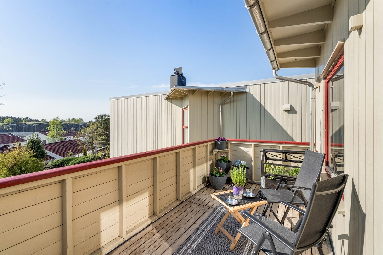 EiendomsMegler 1 v/Fredrik Bugge Aase har gleden av å presentere Rødknapplia 7F. Galleribilde