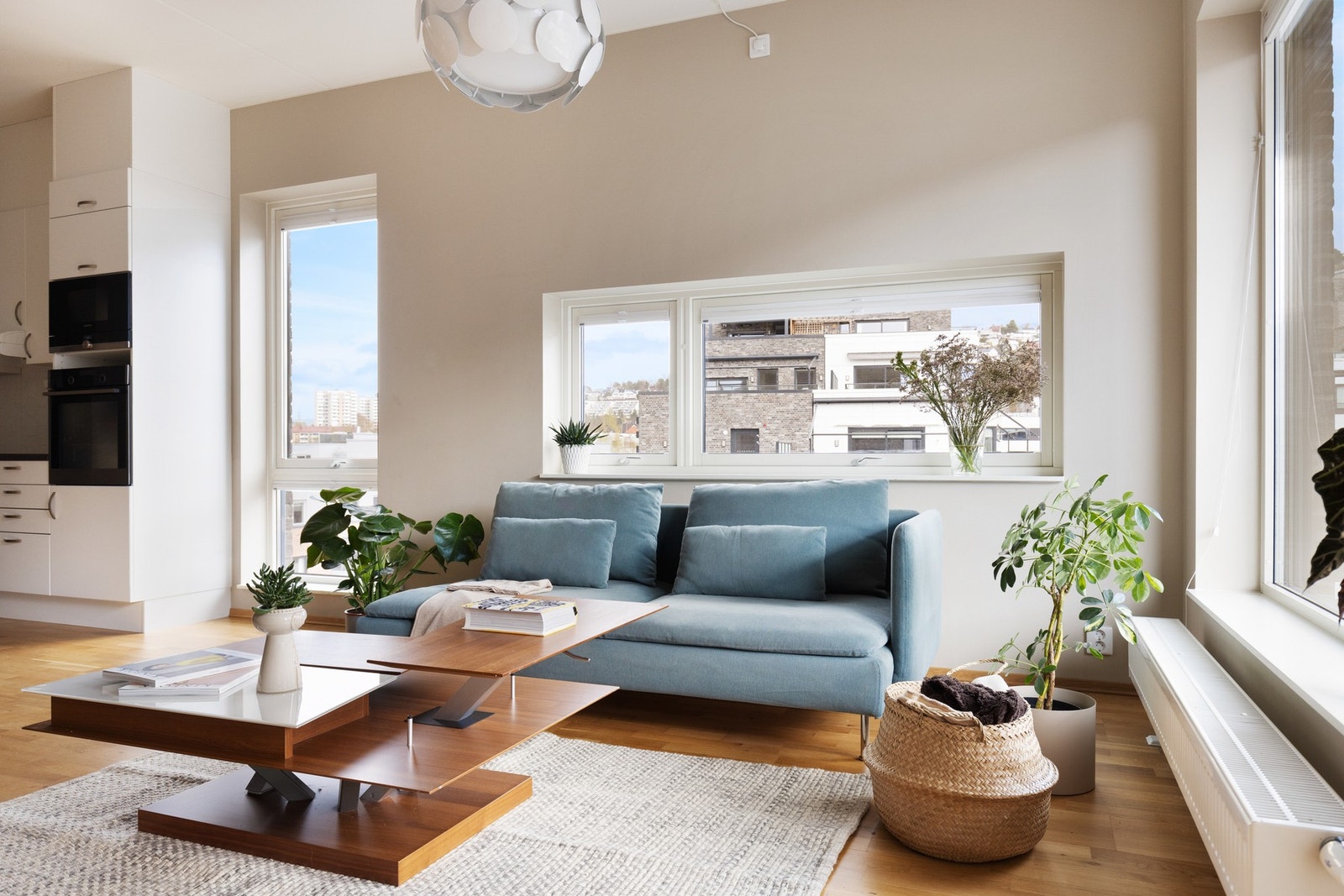 Silje Dammen ved EIE Løren har gleden av å ønske velkommen til Freserveien 17! Galleribilde