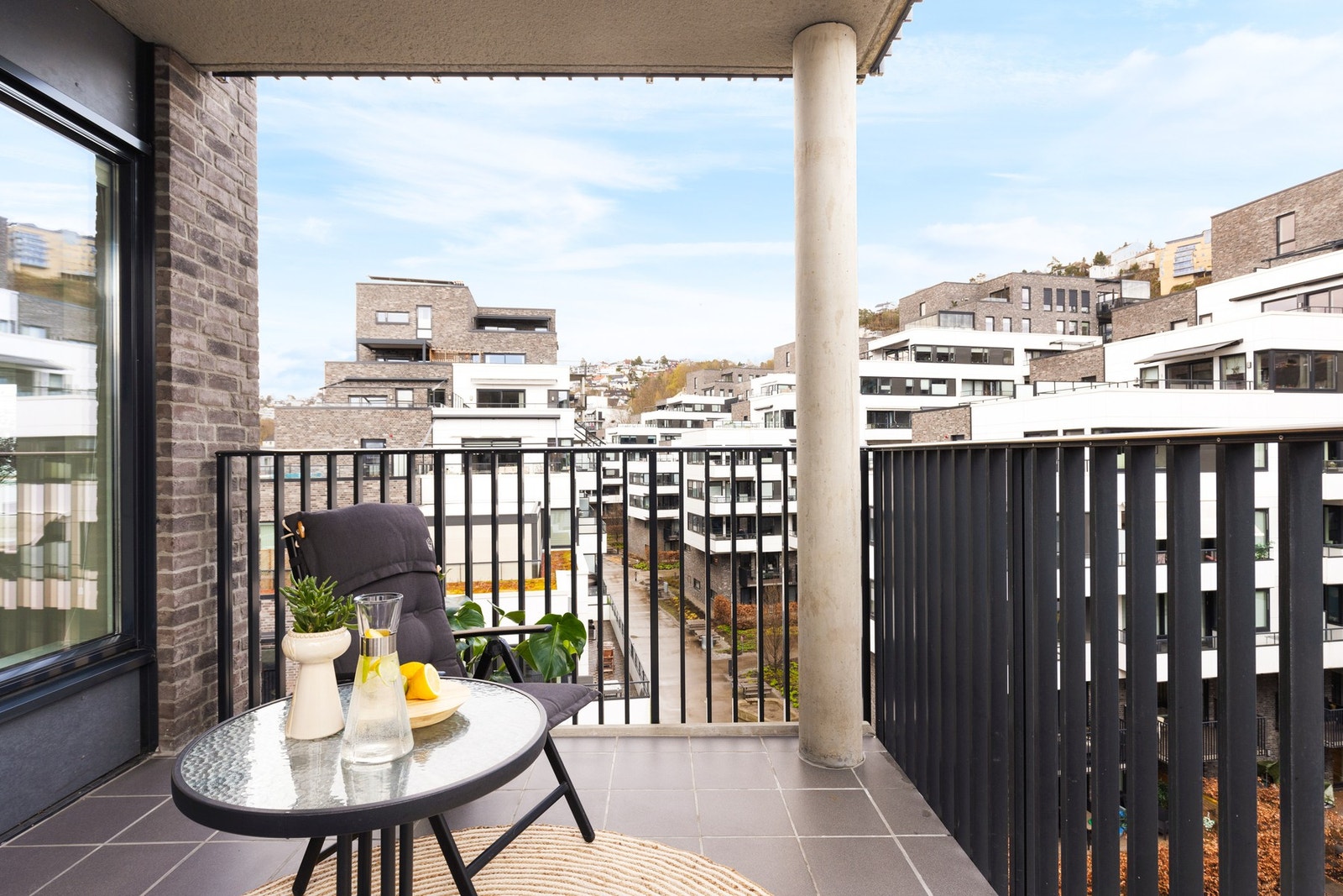 Her er det plass til balkongmøblement. Galleribilde