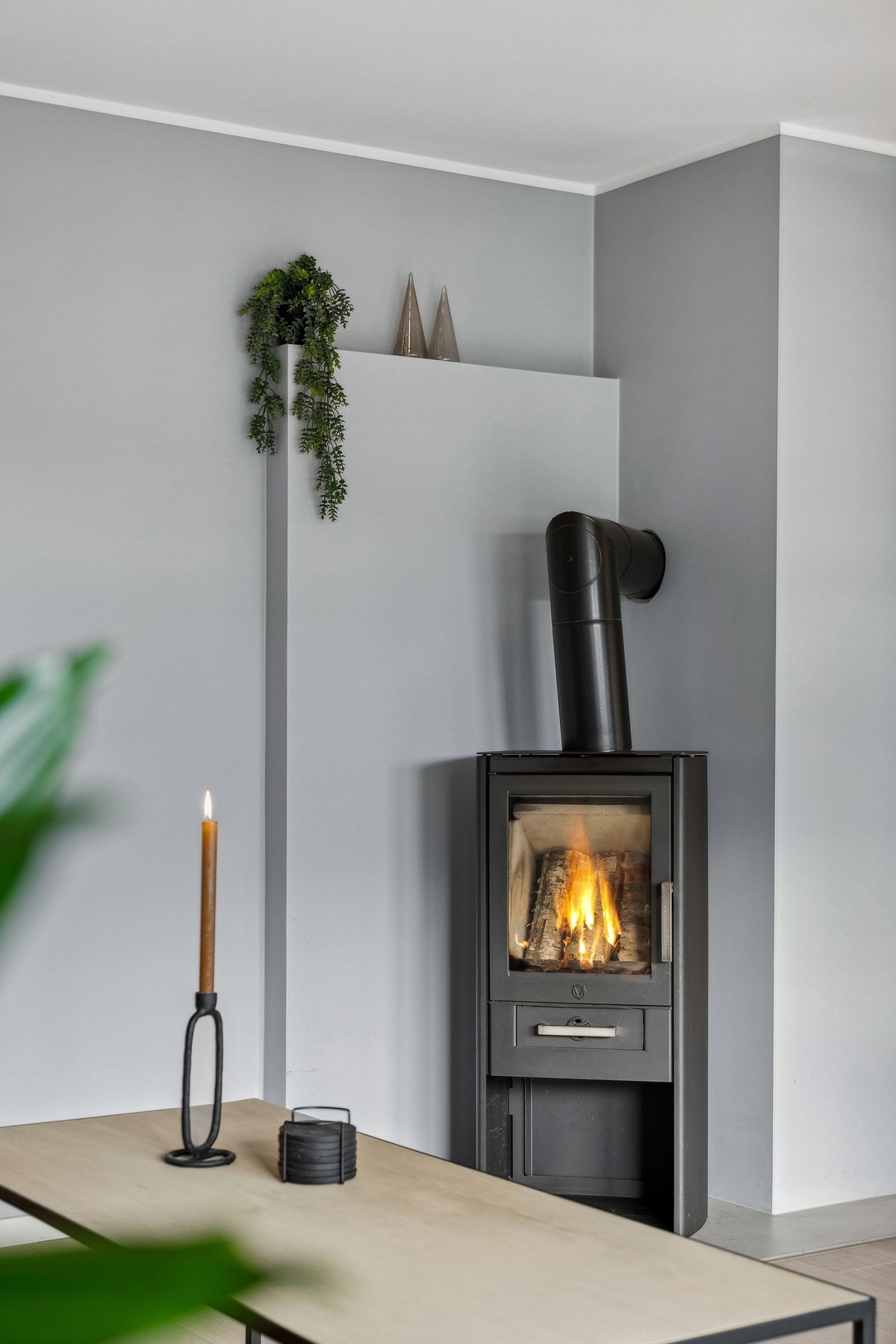 Peisen bidrar til ekstra varme og hygge på kalde vinterdager. Galleribilde