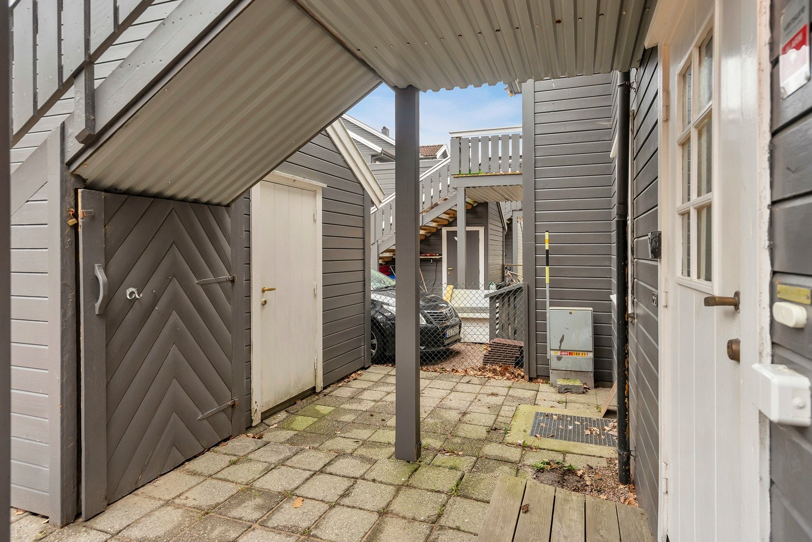 Inngangsparti og bod Galleribilde