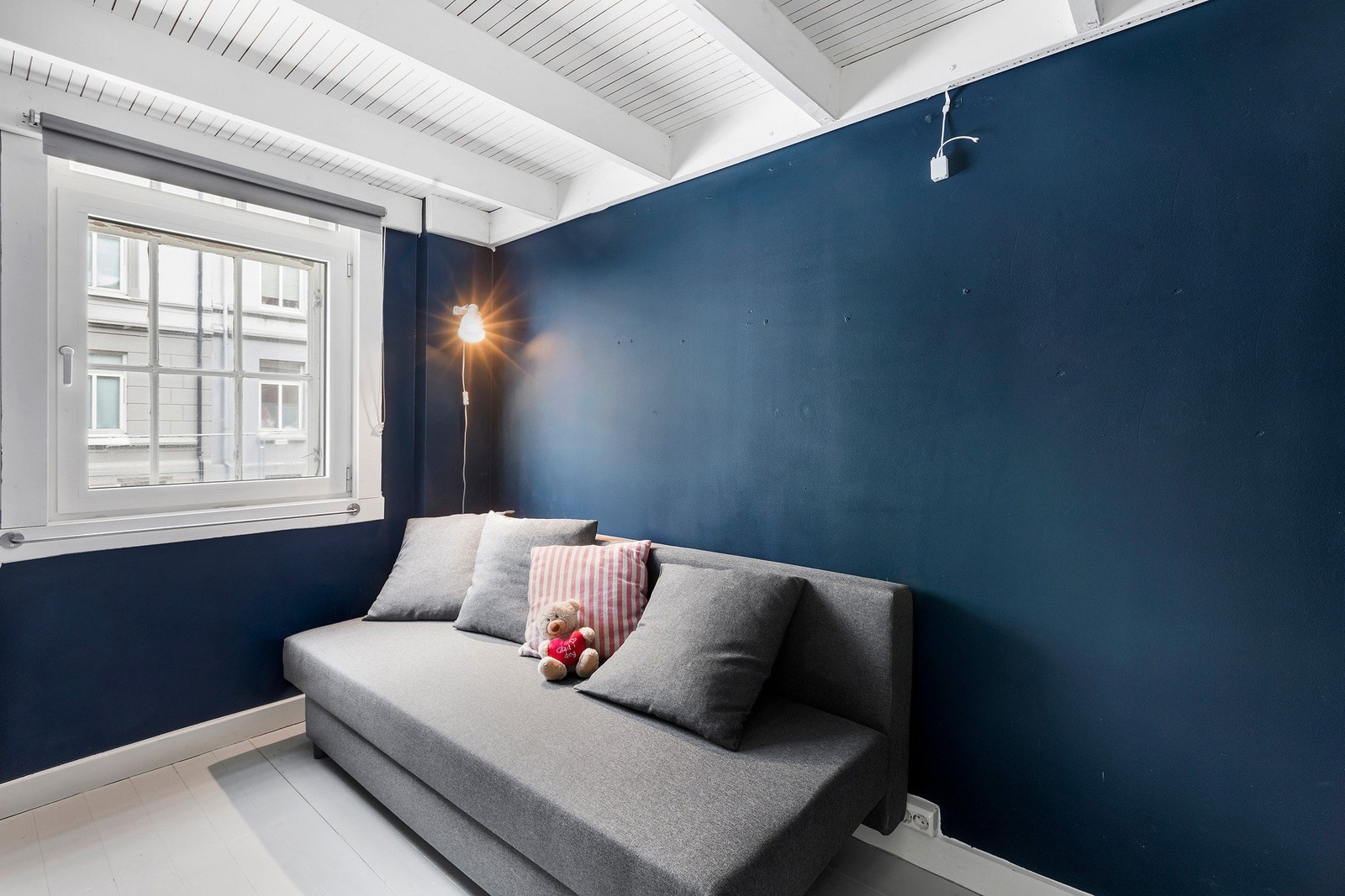 Rom innredet og brukt som soverom på 5,8kvm Galleribilde