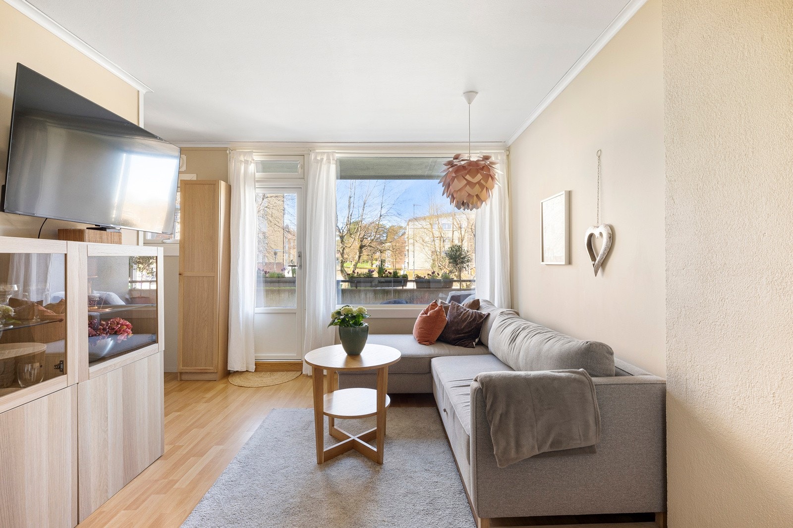 Leilighetens stue er trivelig og har en god planløsning. Galleribilde