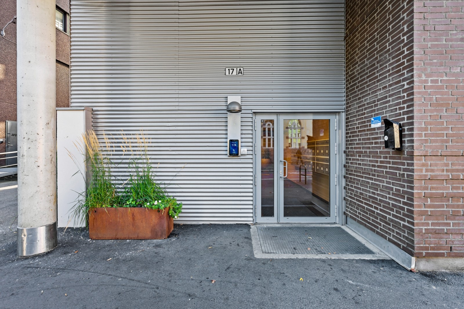 Inngangsparti Galleribilde