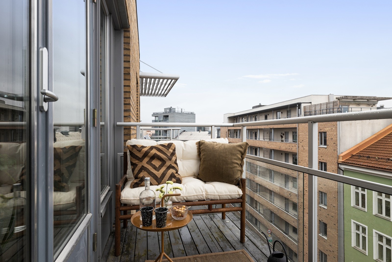 Her har du gode solforhold og fin utsikt over nabolaget Galleribilde