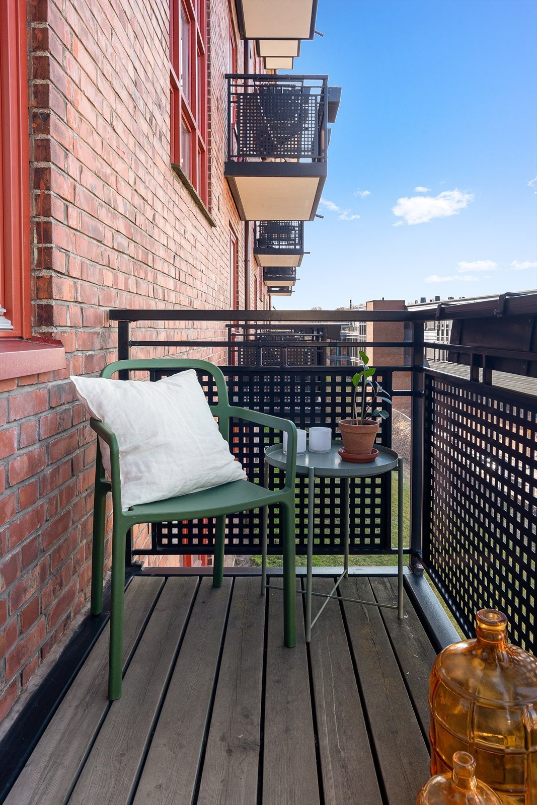 Balkongen vender mot nordvest og er på 3 m². Galleribilde