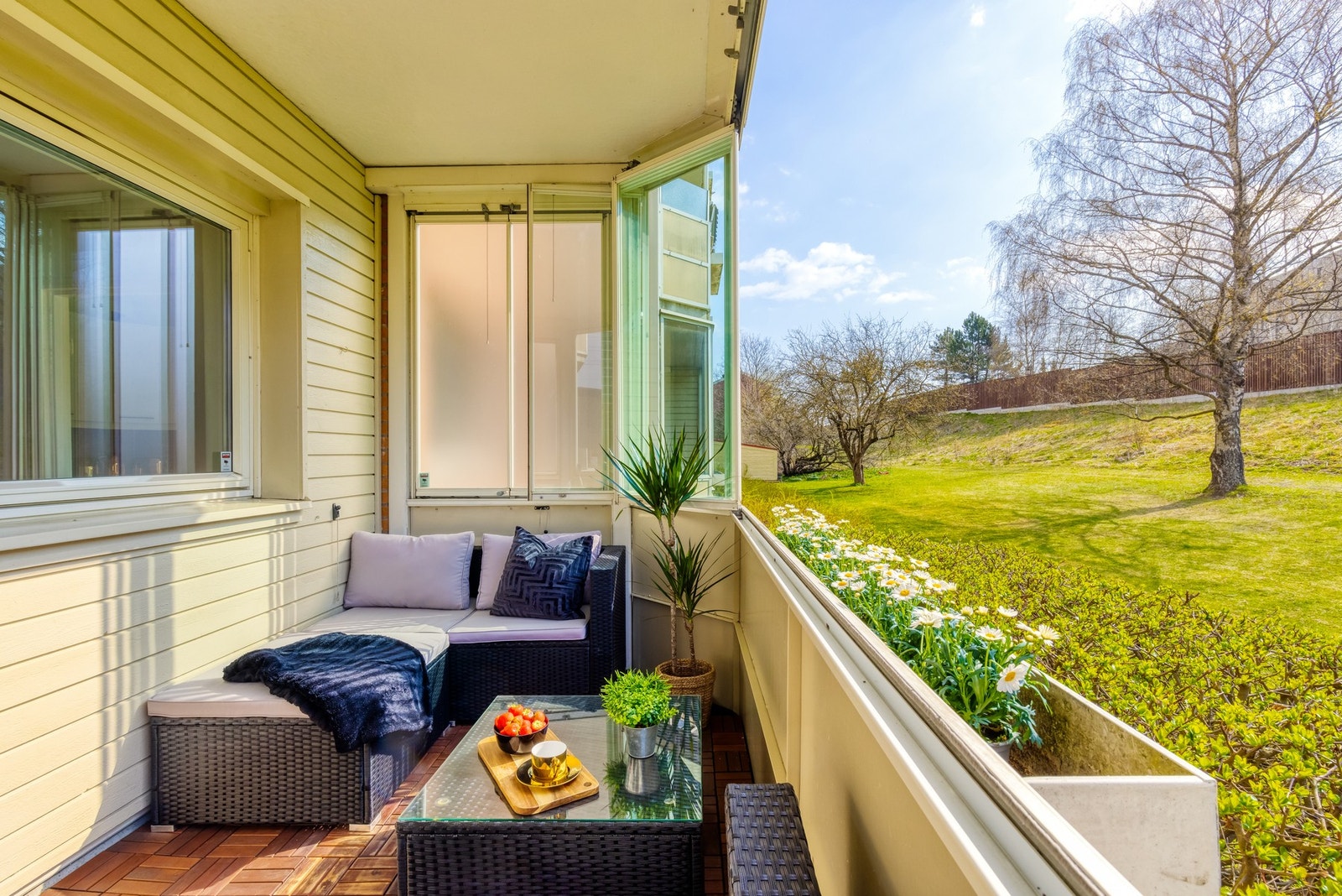 Christer Sebbah v/ EIE Løren ønsker velkommen til Karl Staaffs vei 50! Galleribilde