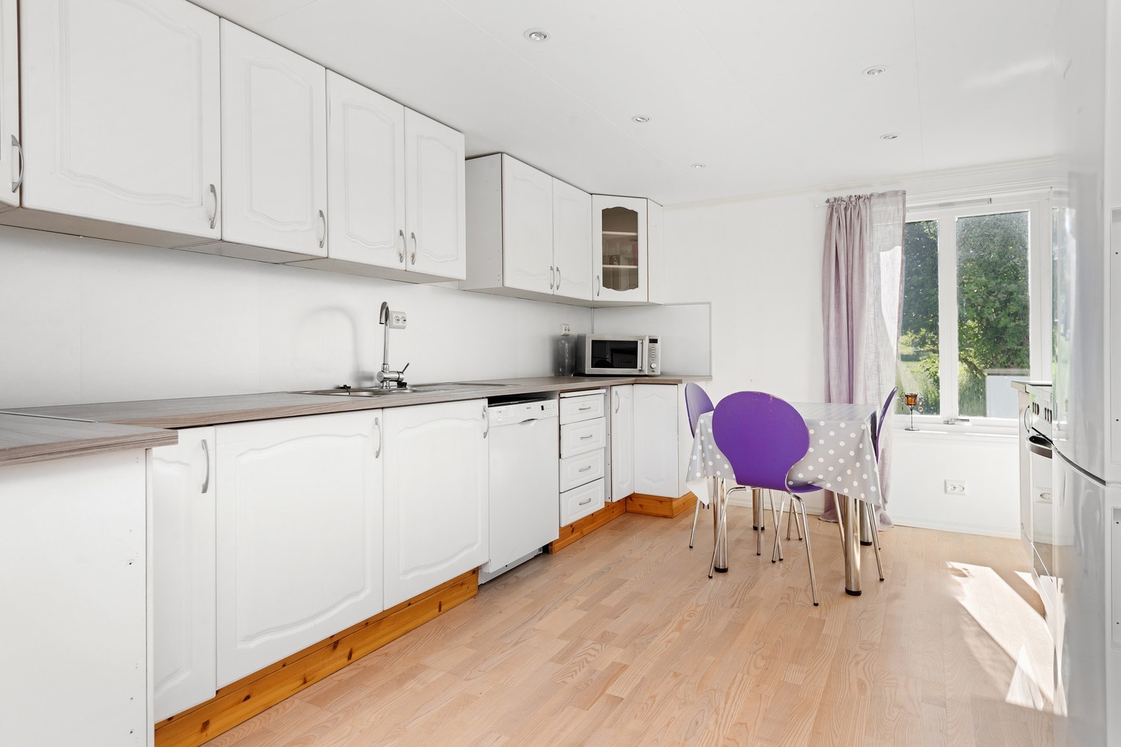 Kjøkken sør i 1. etasje Galleribilde