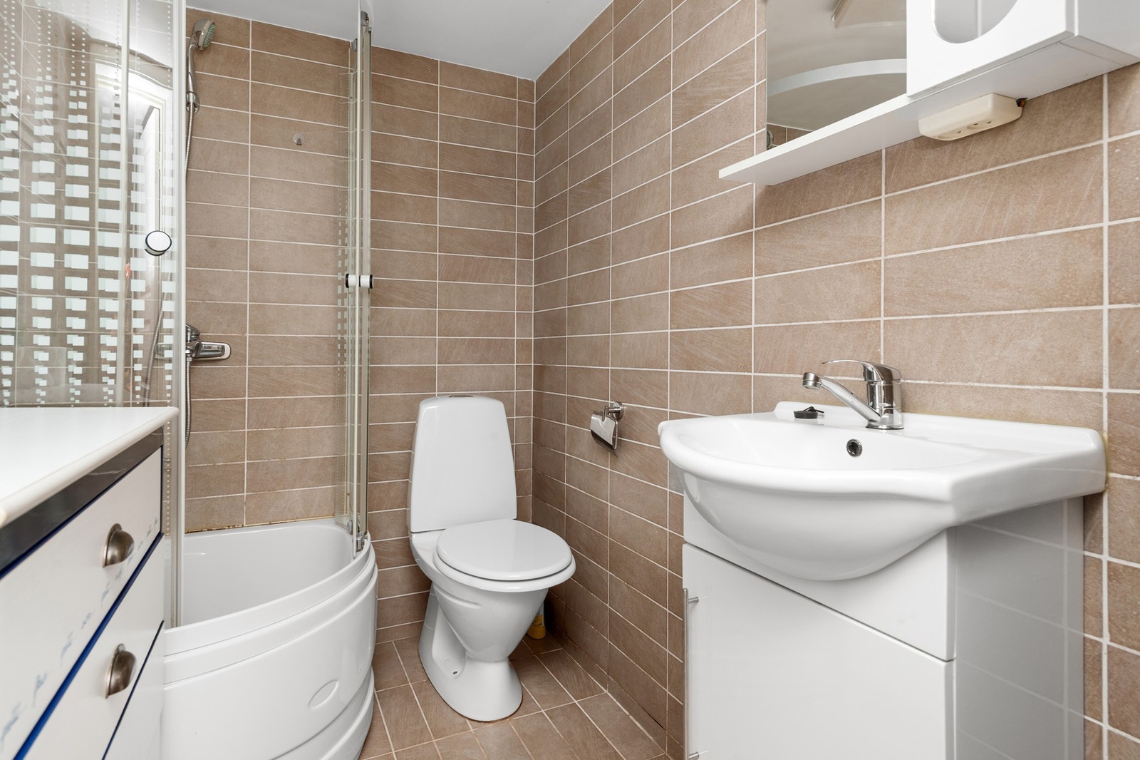 Bad nord i 1. etasje Galleribilde