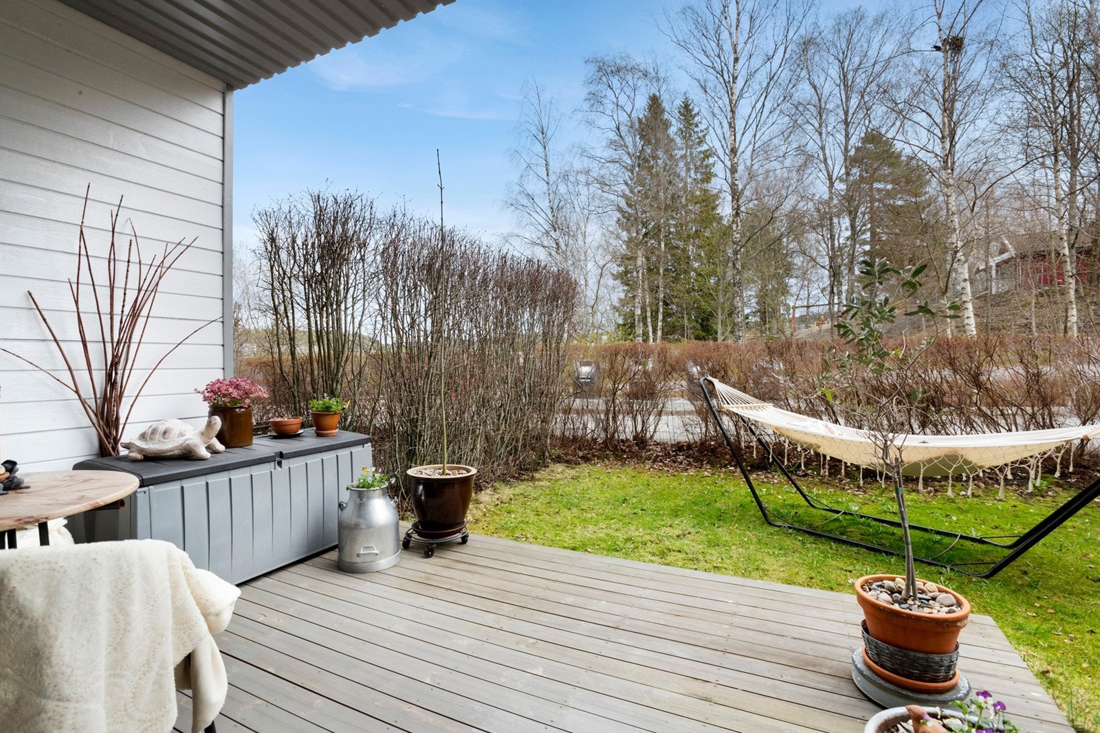 Terrasse på 9 kvm med delvis overbygg Galleribilde