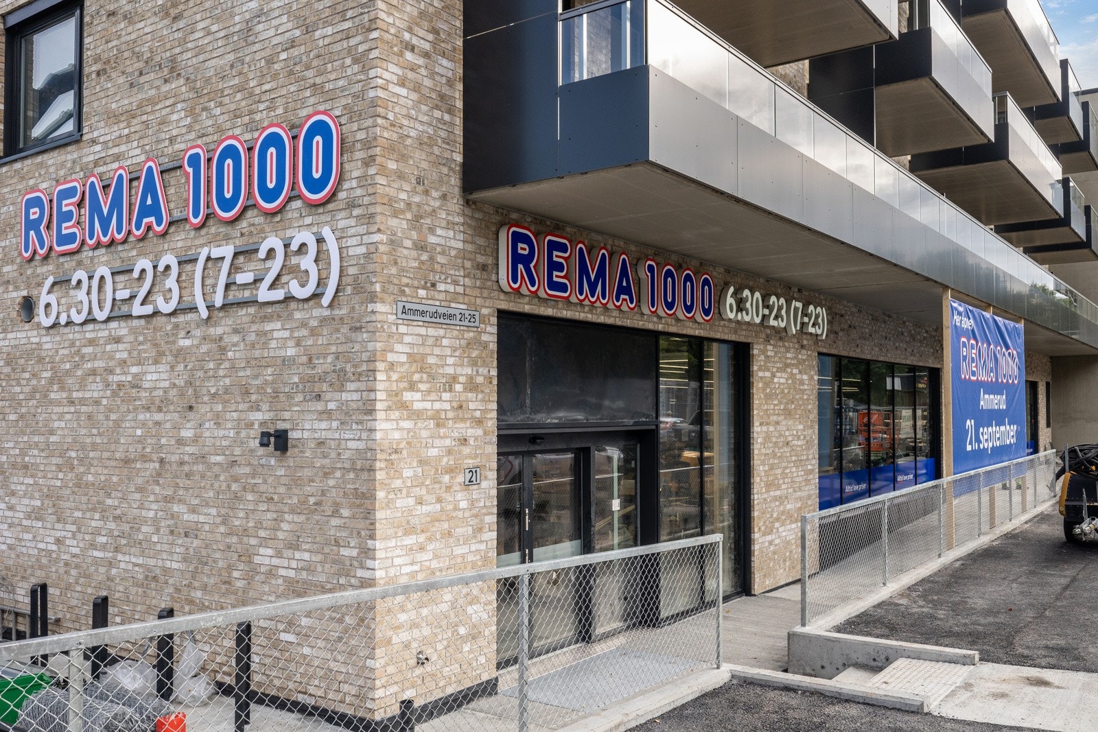 Rema 1000 ca 500 meter fra boligen. Galleribilde