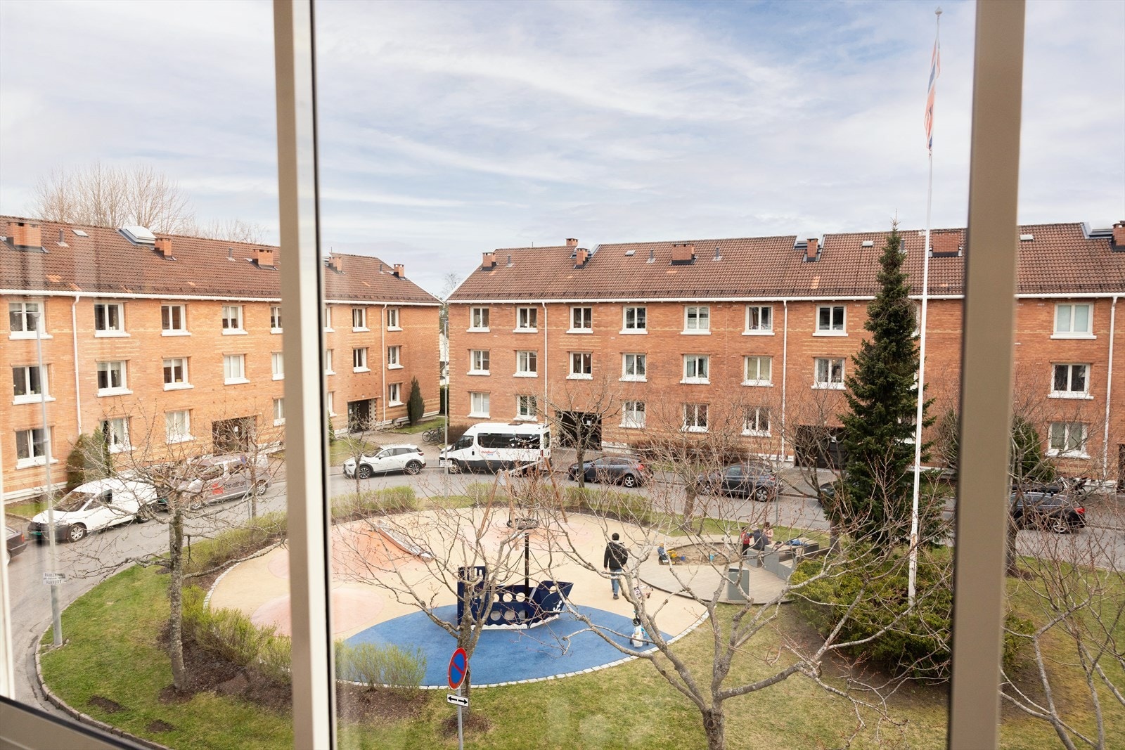 Balkongen vender mot rolig område. Galleribilde