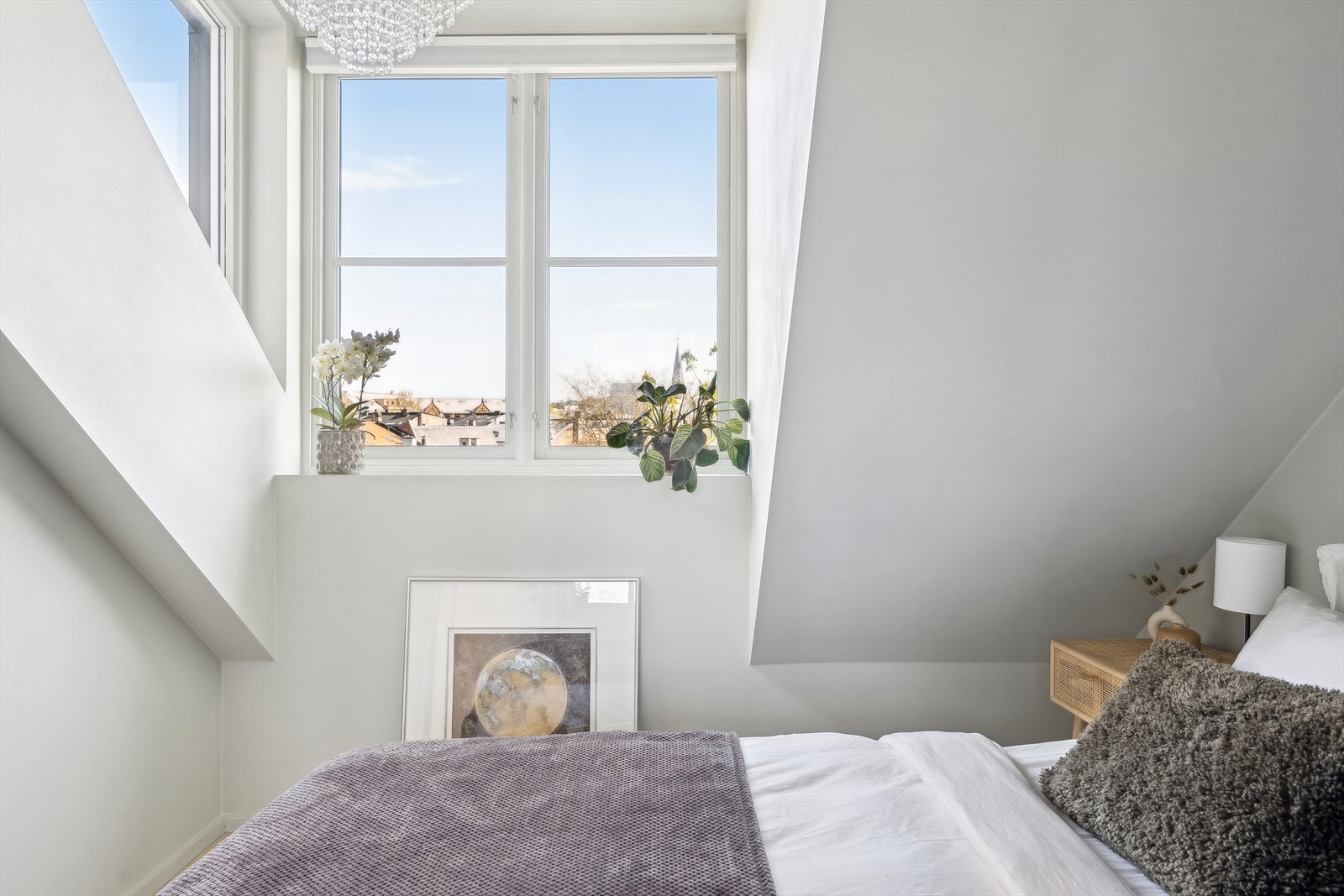Her har du flott utsikt og godt med klesoppbevaring i garderobeskap. Galleribilde