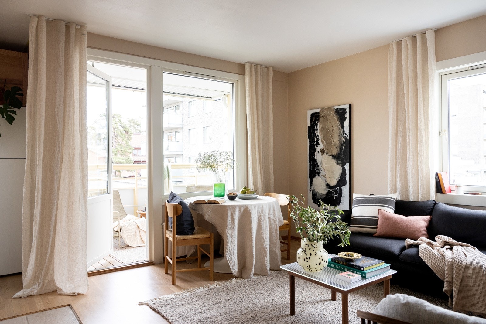 Velkommen til Haakon Tveters vei 86 - Mick Rødsten har gleden av å presentere denne flotte 2-roms leiligheten med balkong Galleribilde