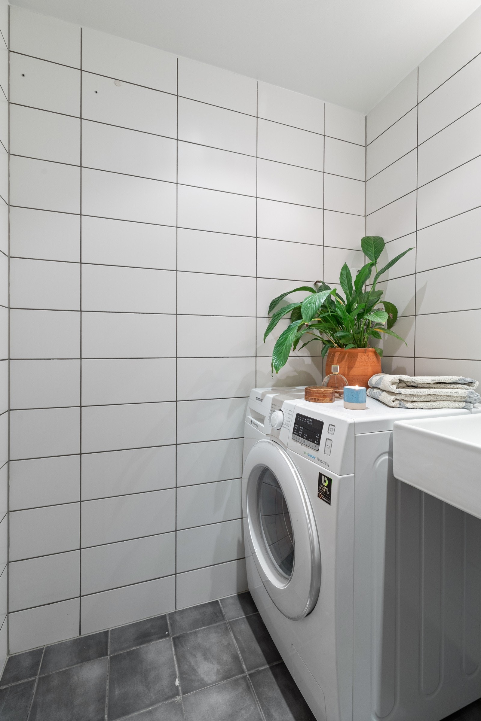 Det er opplegg for vaskemaskin på baderommet Galleribilde