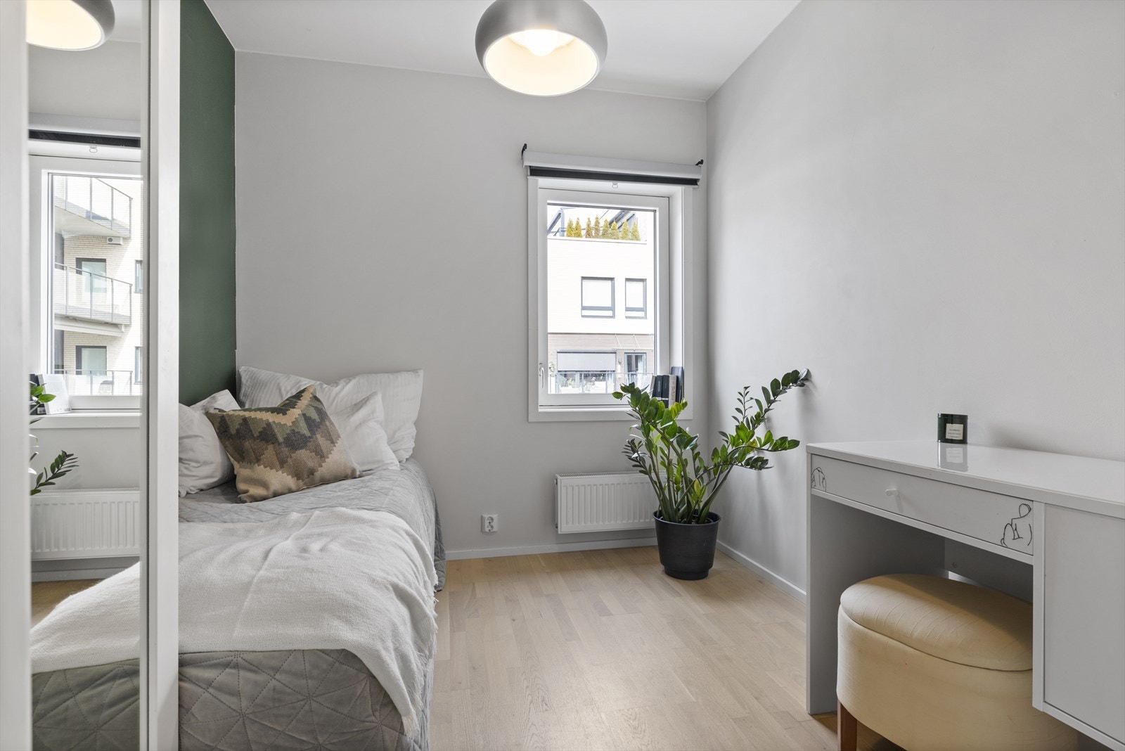 Soverom III er også av god størrelse og passer ypperlig som barnerom, gjesterom eller kontor. Galleribilde