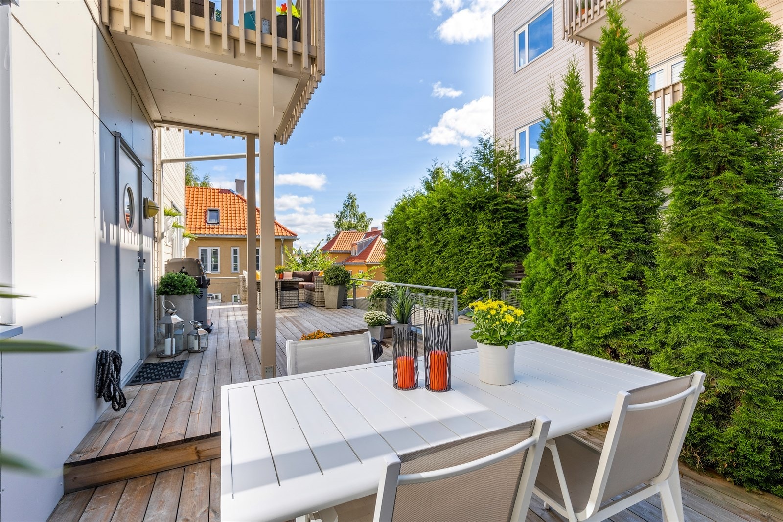 Fordig beplantning som skjermer for innsyn. Galleribilde
