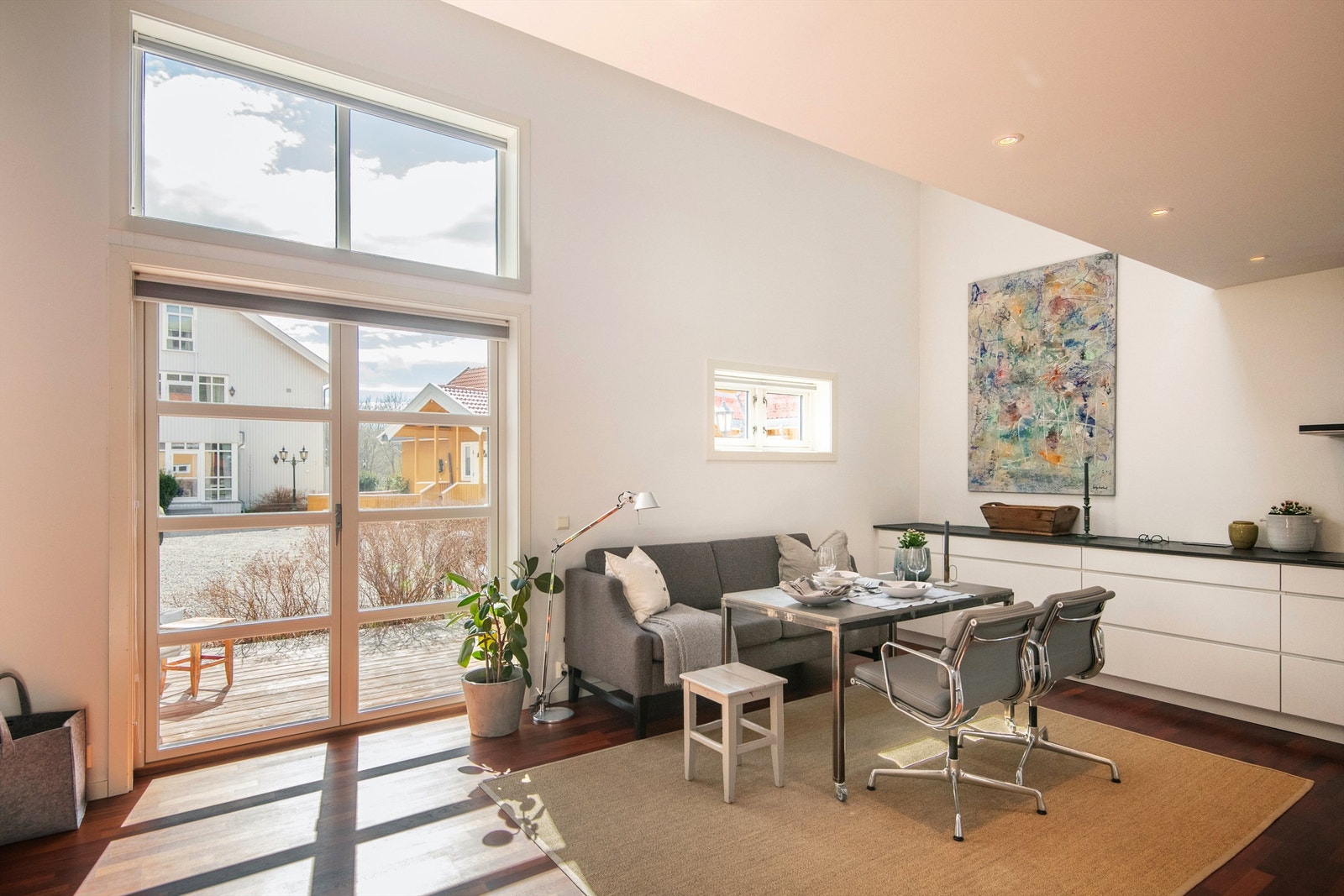 Leiligheten har et svært innbydende kjøkken/spisestue. Galleribilde