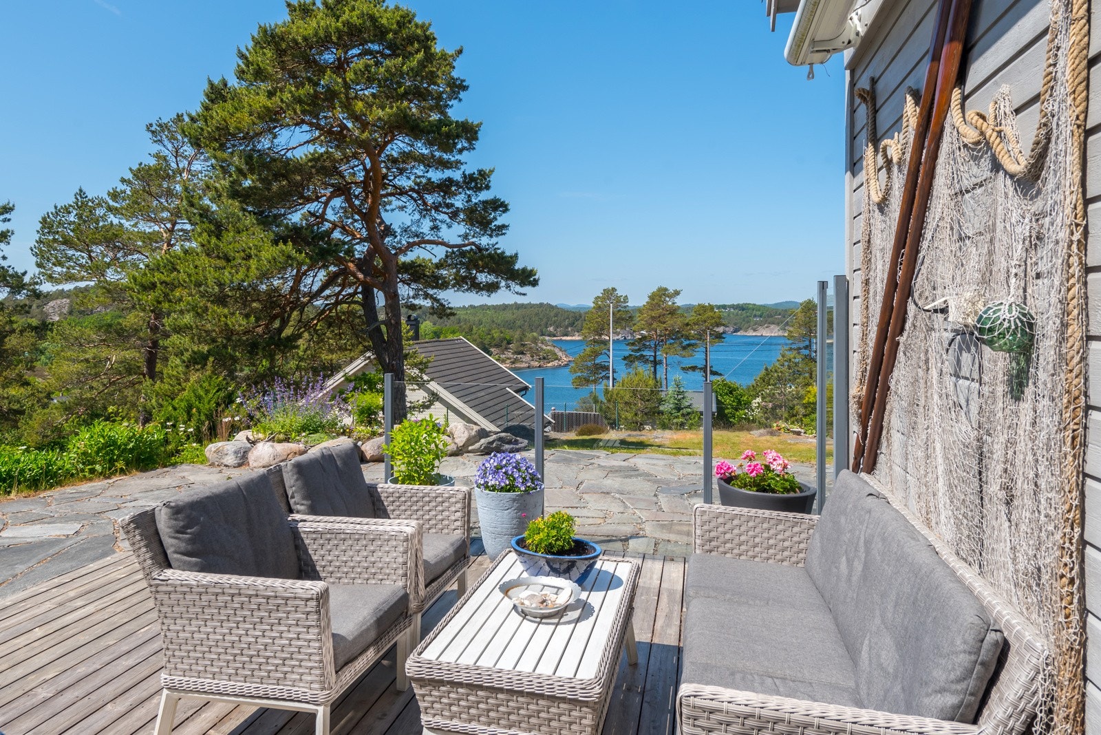 Utsikt til Tromøysund. Galleribilde