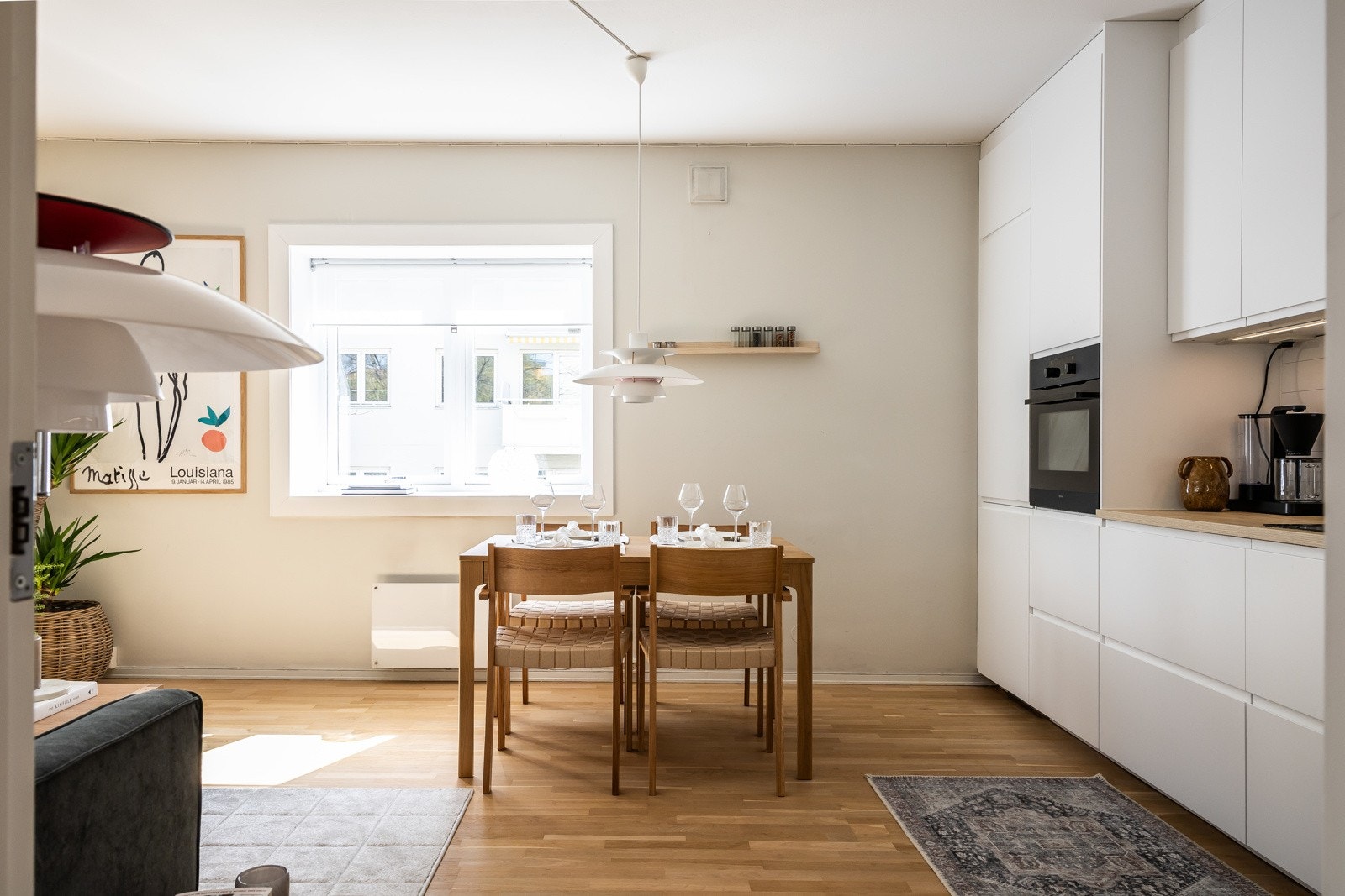 Cecilie Elliott Jørstad i Privatmegleren ønsker velkommen til visning! Galleribilde