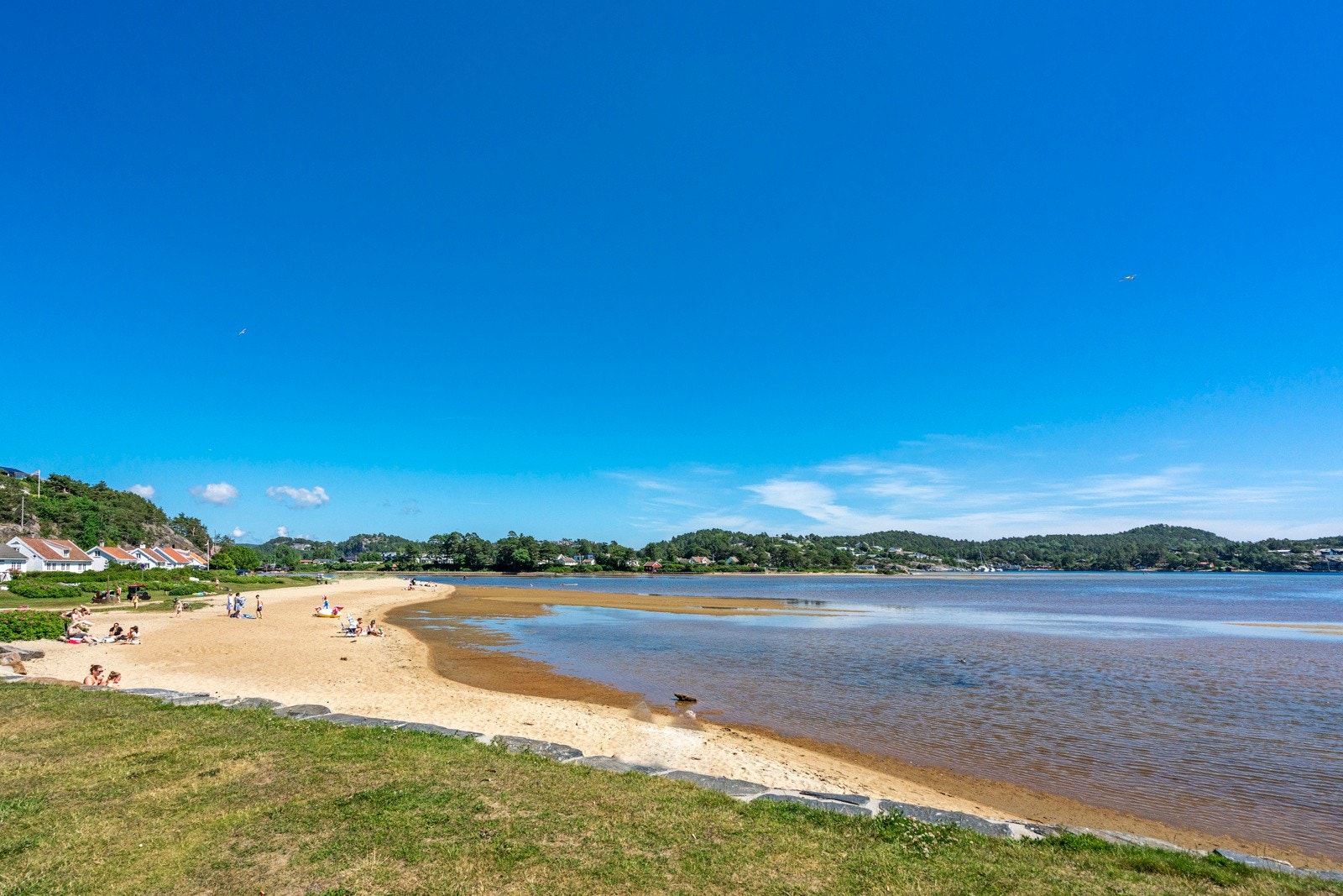 Høllesanden ligger få minutters gange fra boligen. Galleribilde