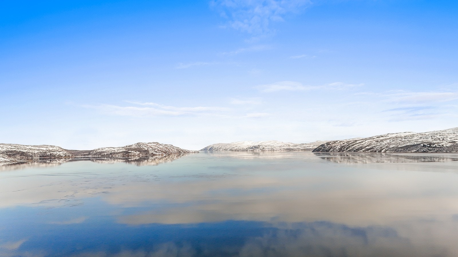 Fra leligheten er det fantastis utsikt over fjorden Galleribilde