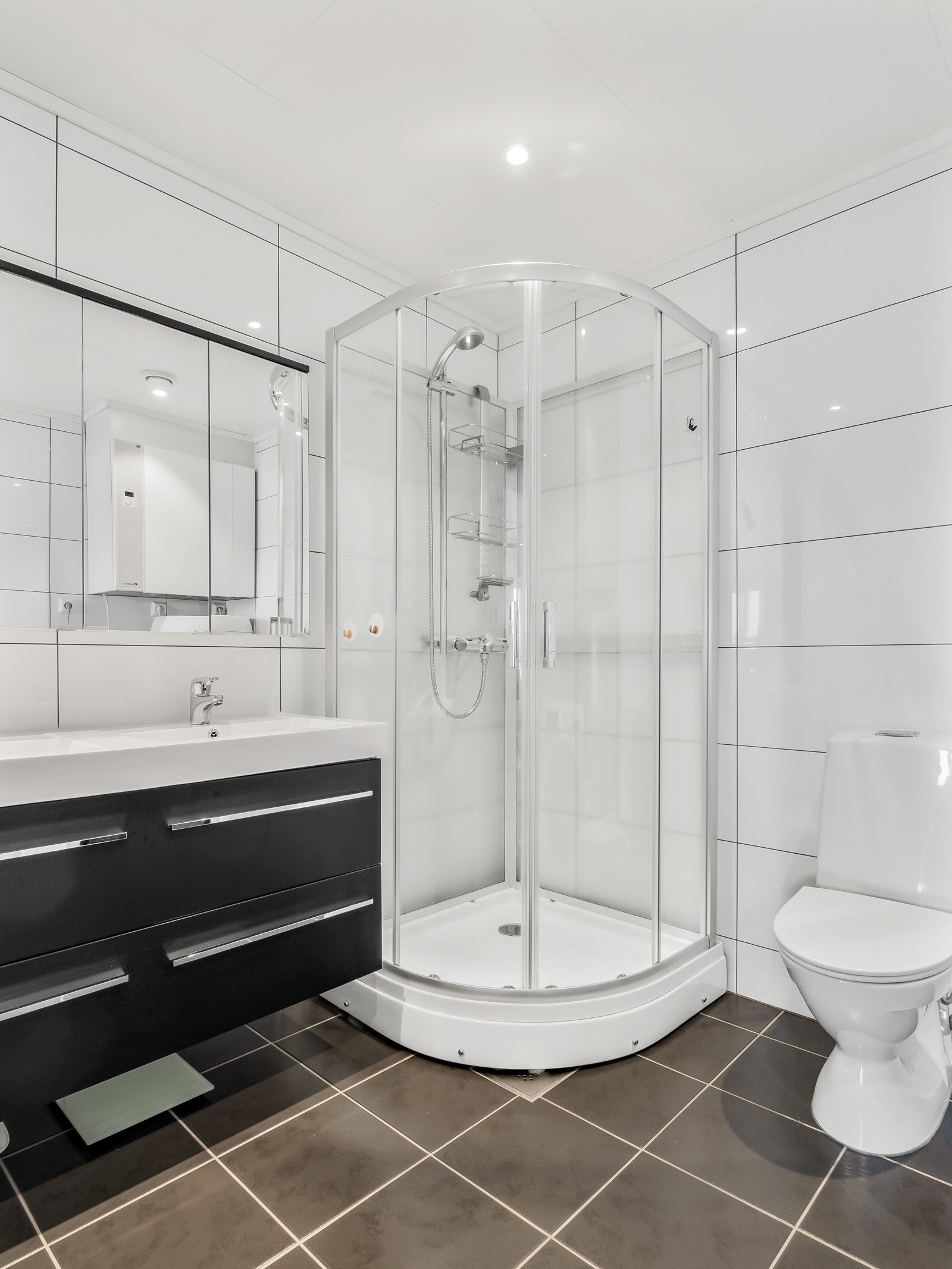 Det er installert dusjkabinett Galleribilde