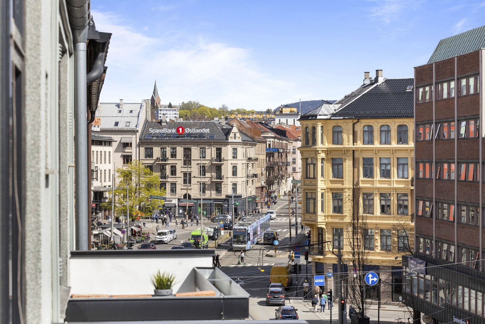 Luftig og sentralt Galleribilde