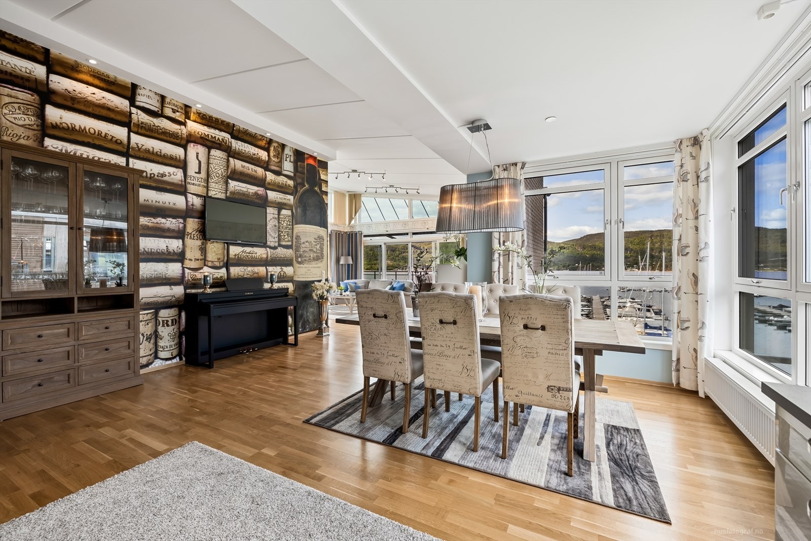 Fra spisestuen er det også flott utsikt. Galleribilde