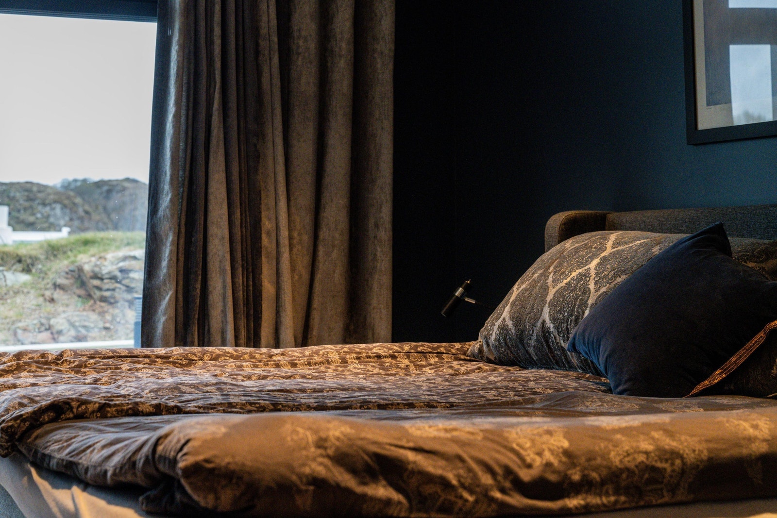 Store vindusflater på de fleste av soverommene. Galleribilde