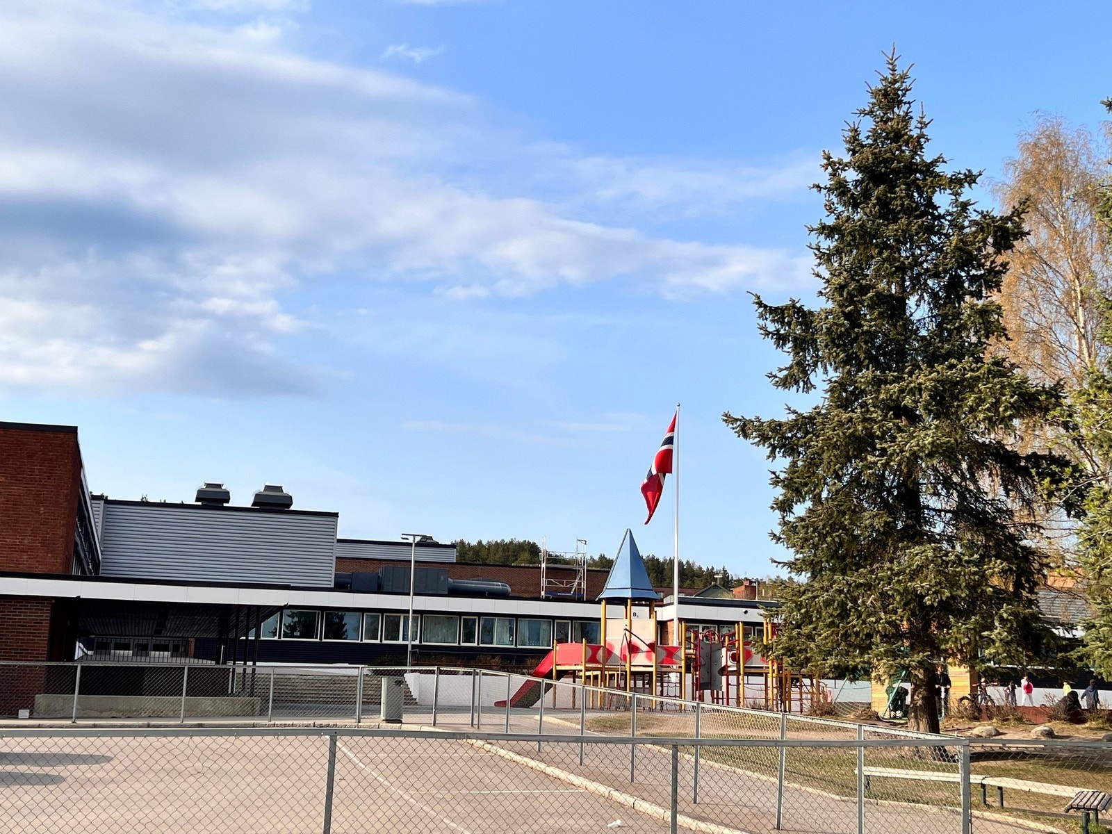 Rødtvet barneskole i umiddelbar nærhet. Galleribilde