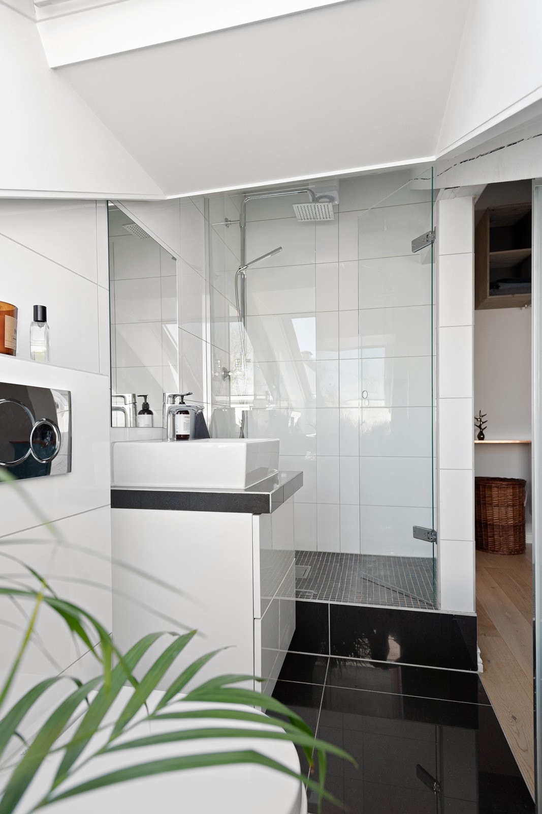 Hotel-feeling med bad en-suite til hovedsoverommet Galleribilde