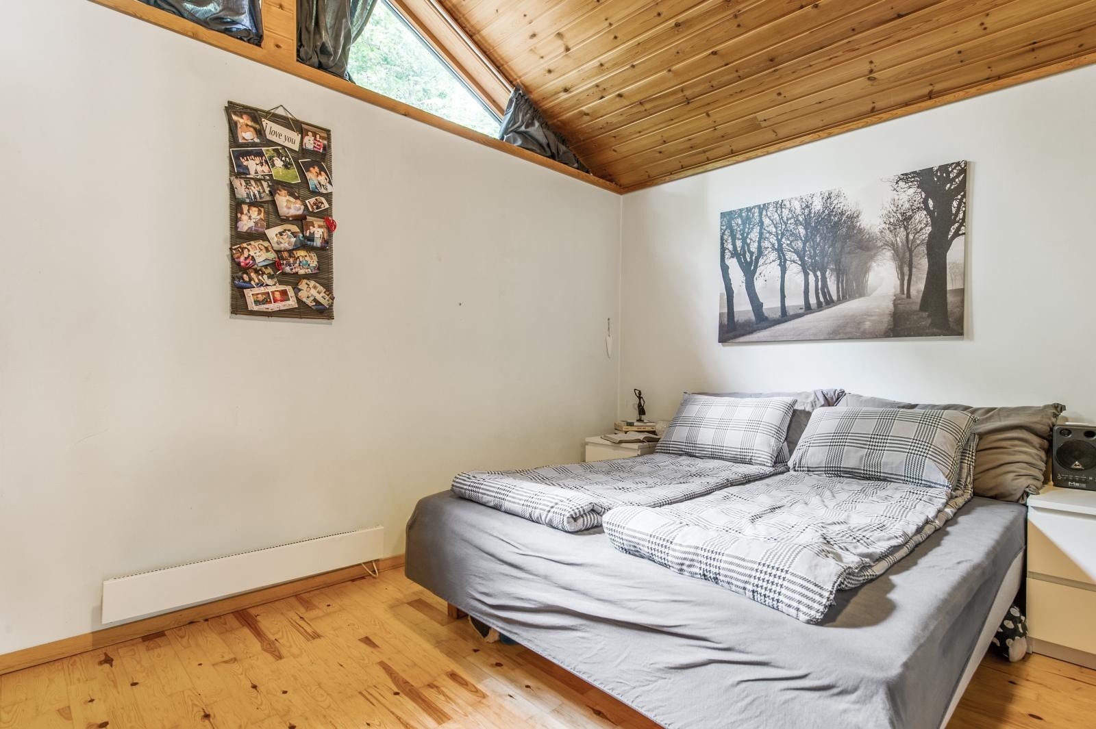 Soverom i hovedetasjen i anneks. Galleribilde