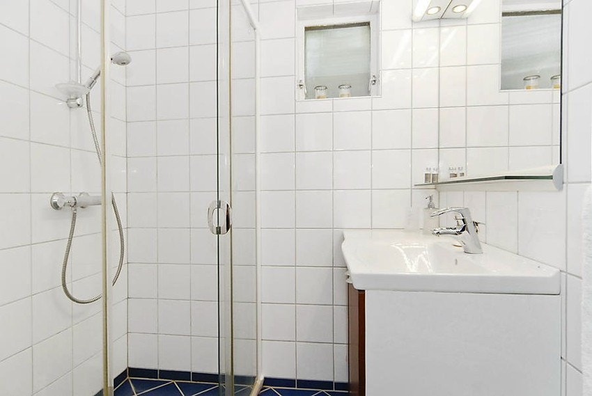 Lyst og tidsløst bad. Galleribilde