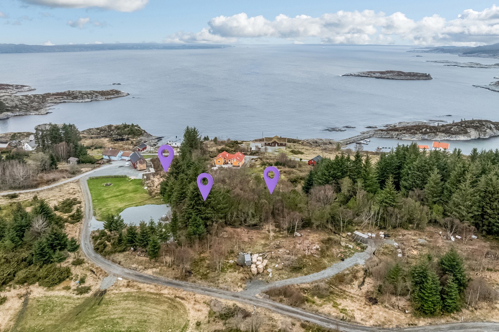 3 flotte tomter Galleribilde