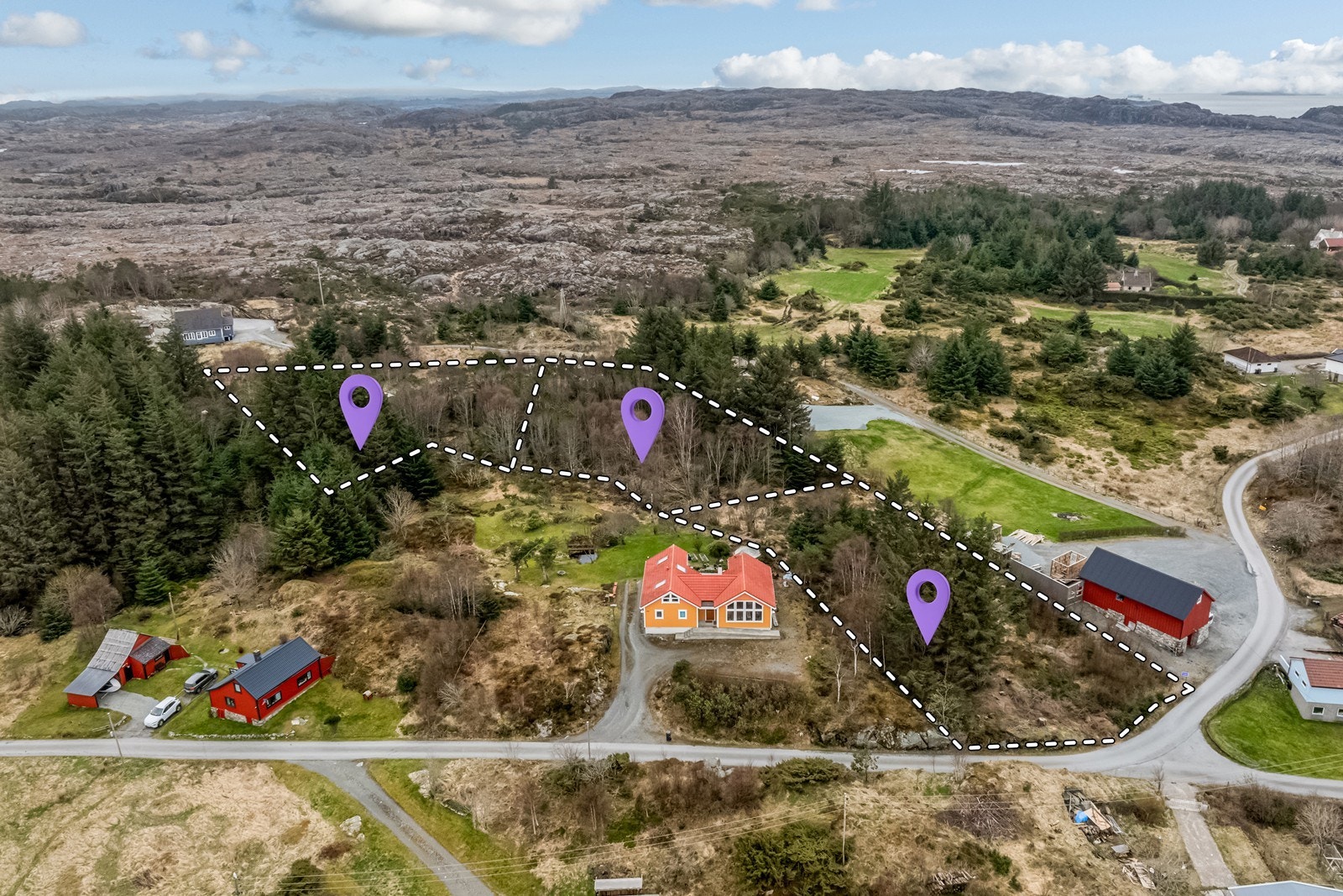 3 flotte tomter Galleribilde