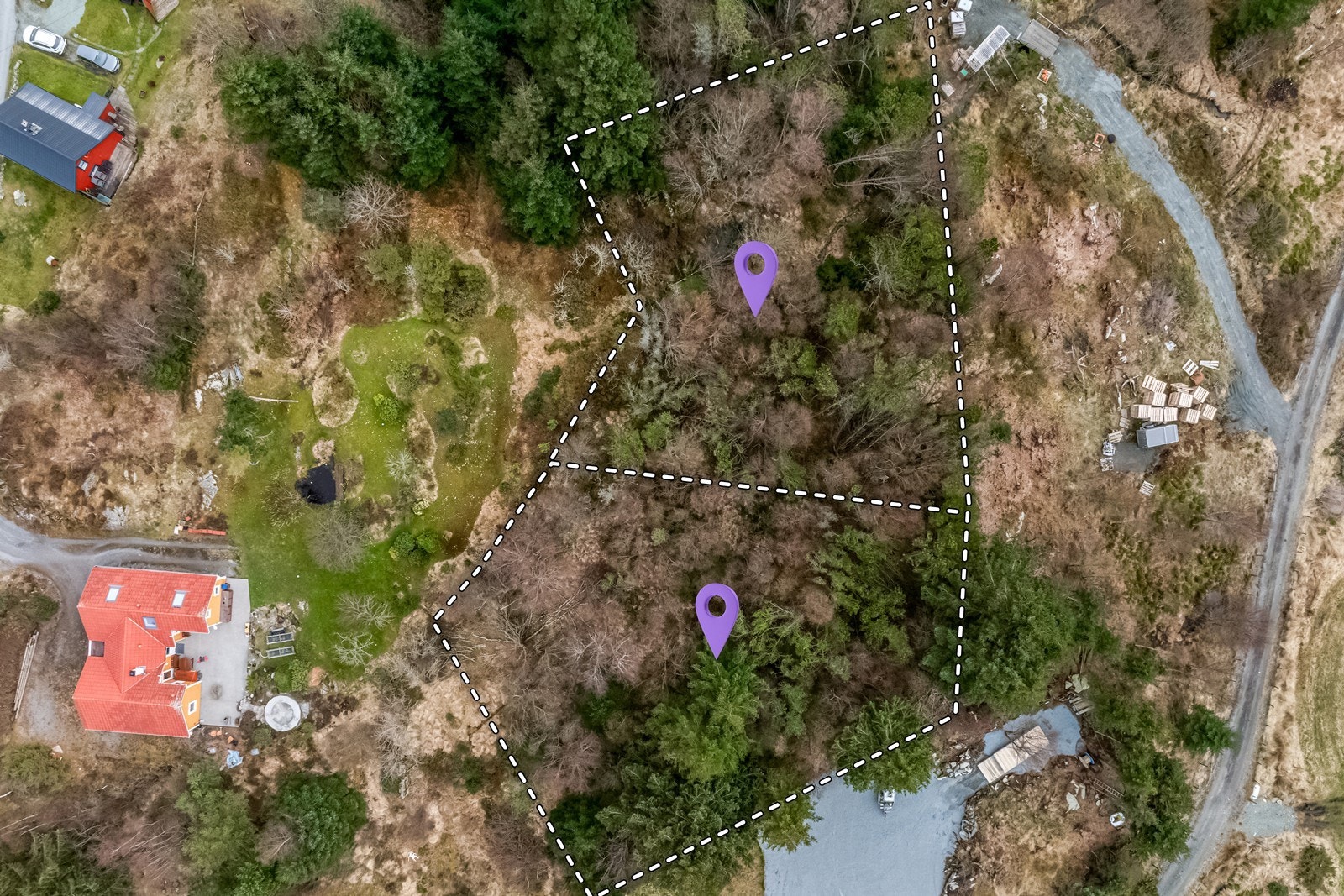 Tomta bnr 63 øverst i bildet. Bnr. 64 nederst i bildet. Galleribilde