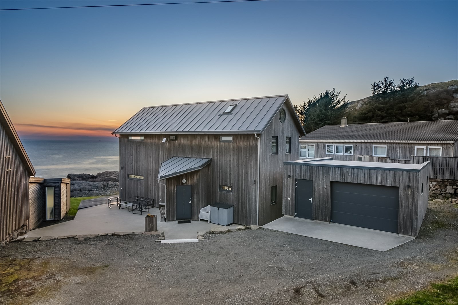 Nydelig beliggende hytte med garasje Galleribilde